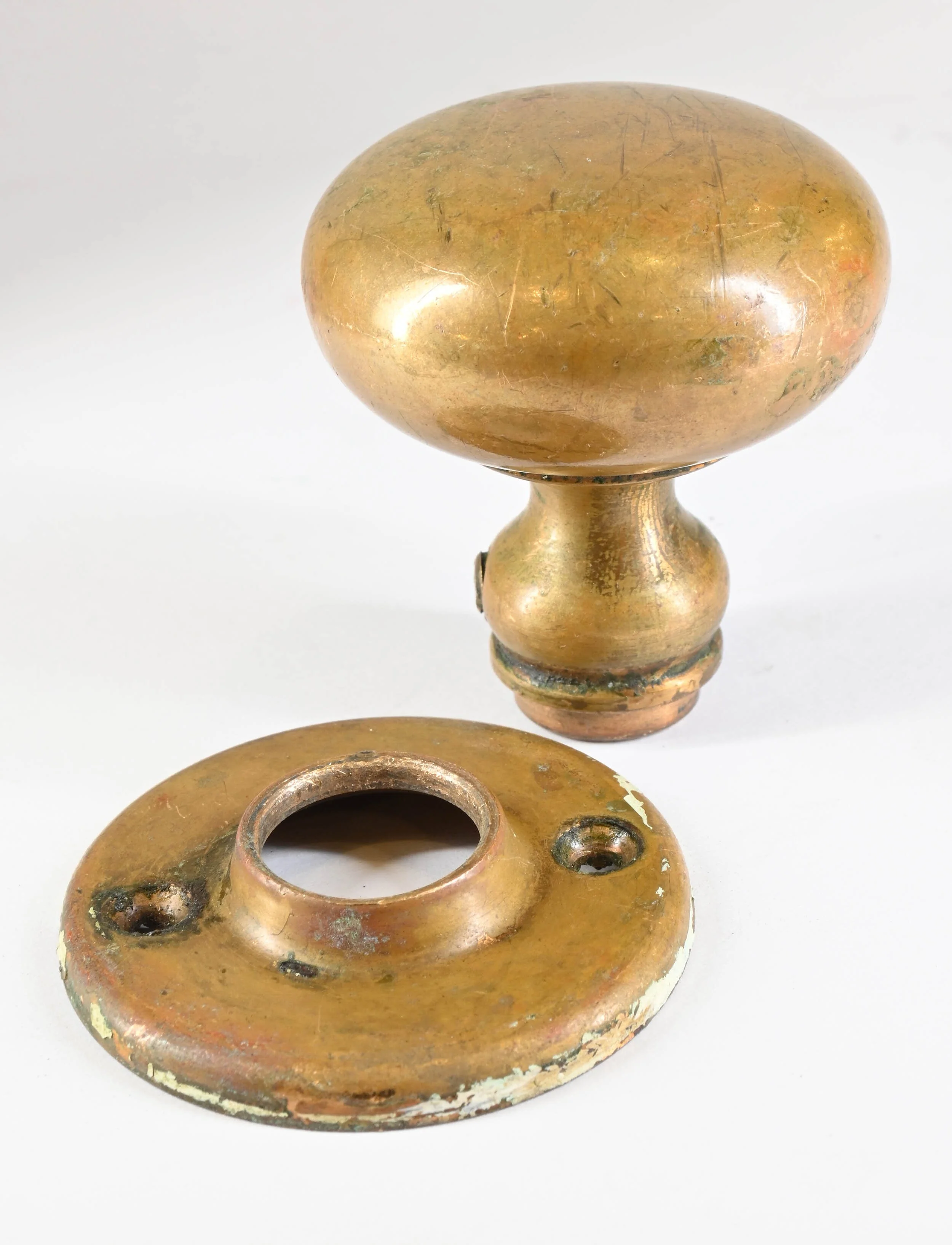 49300+brass+knob+%26+rosette+sets.jpg