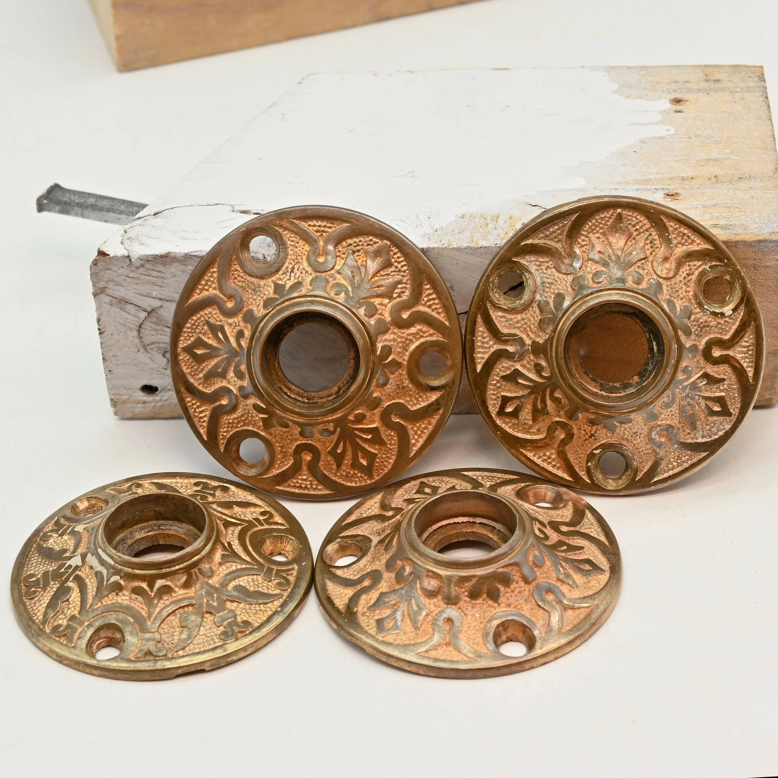 H62136+bronze+eastlake+six+leaf+rosettes+5.jpg