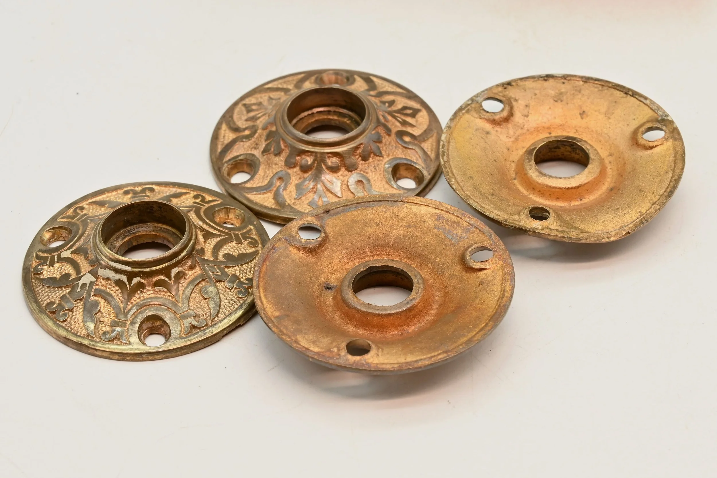 H62136+bronze+eastlake+six+leaf+rosettes+6.jpg