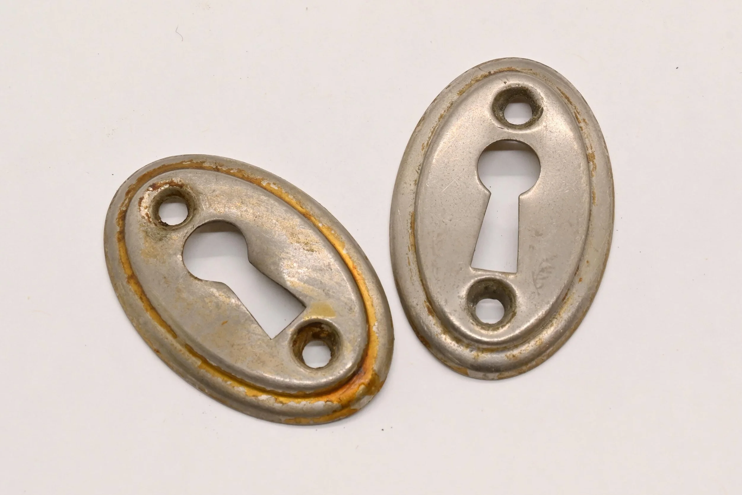 49620G+1+Oval+Inlaid+Satin+Nickel+Keyhole.jpg