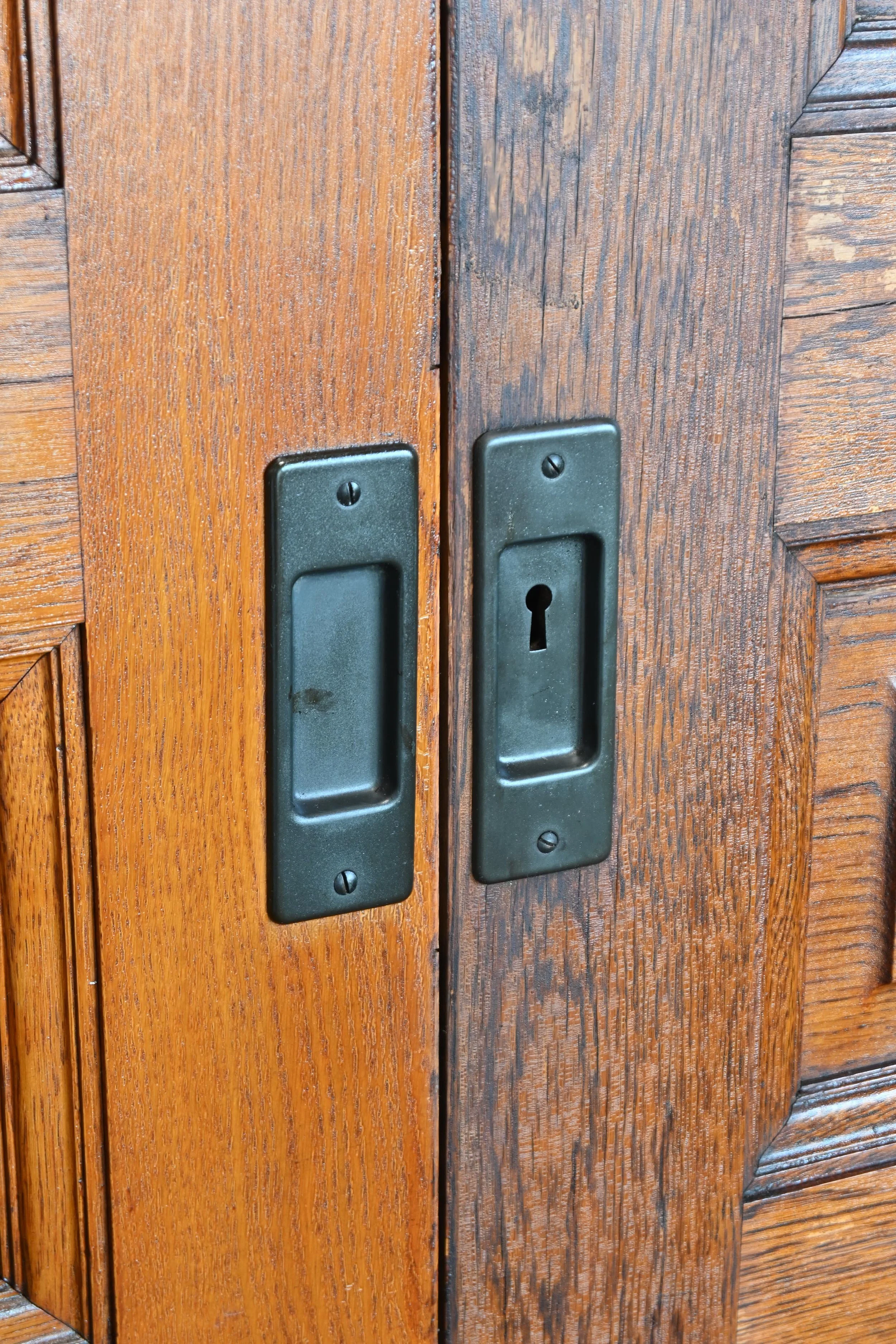 62169+oak+5+panel+pocket+doors+2.jpg