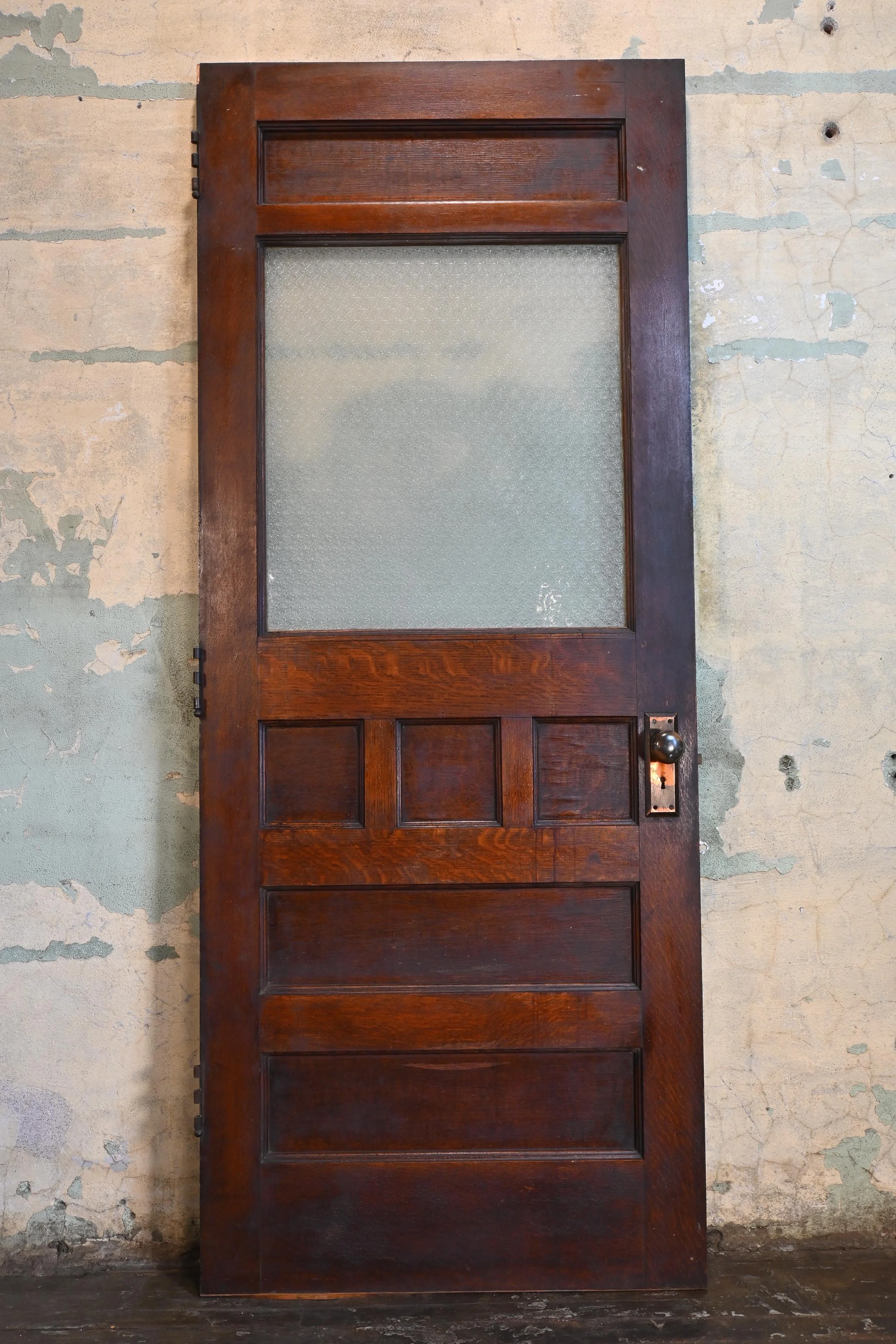 61171+Oak+half+view+with+textured+glass+4.jpg