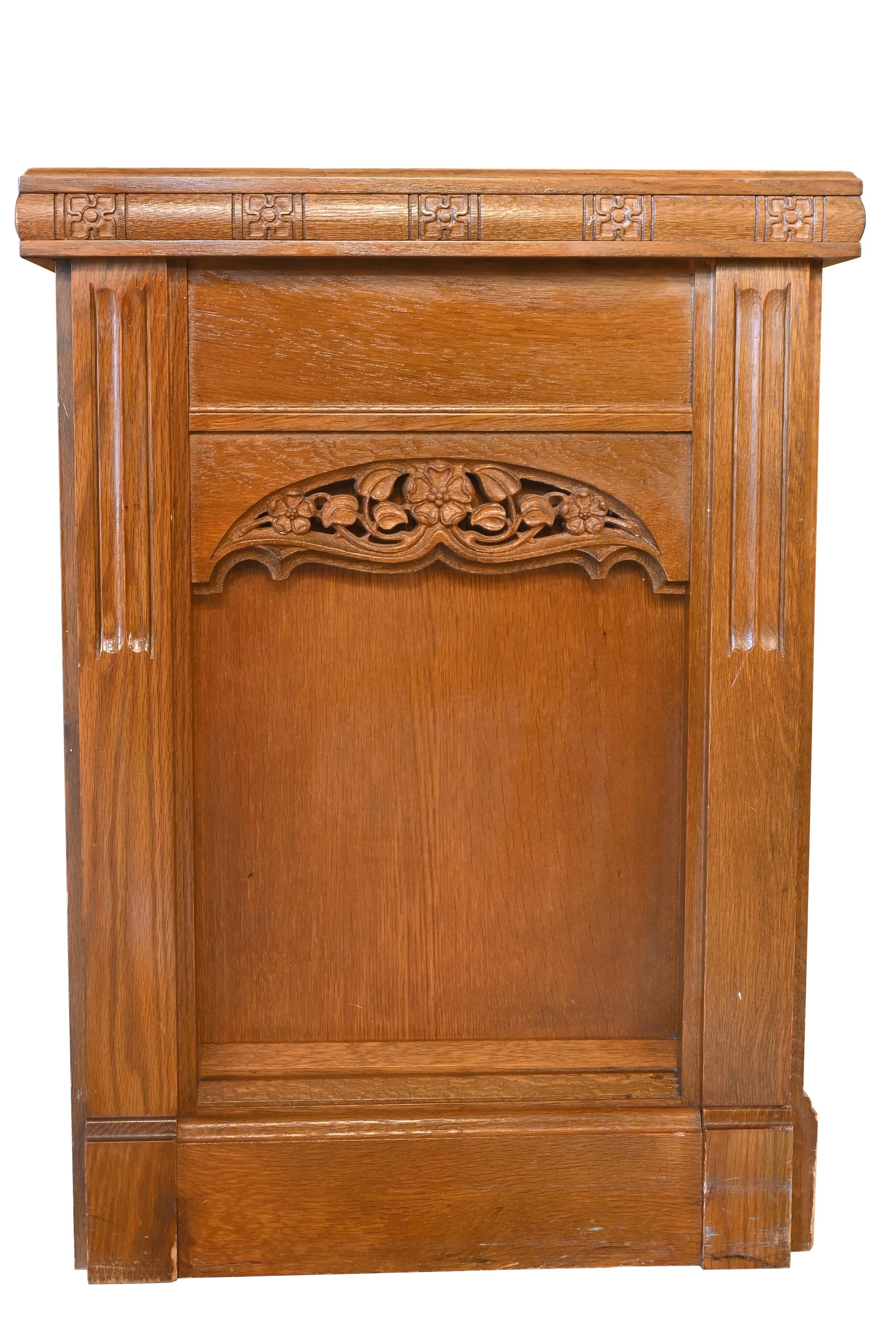 61658+CARVED+OAK+ALTER+3.jpg