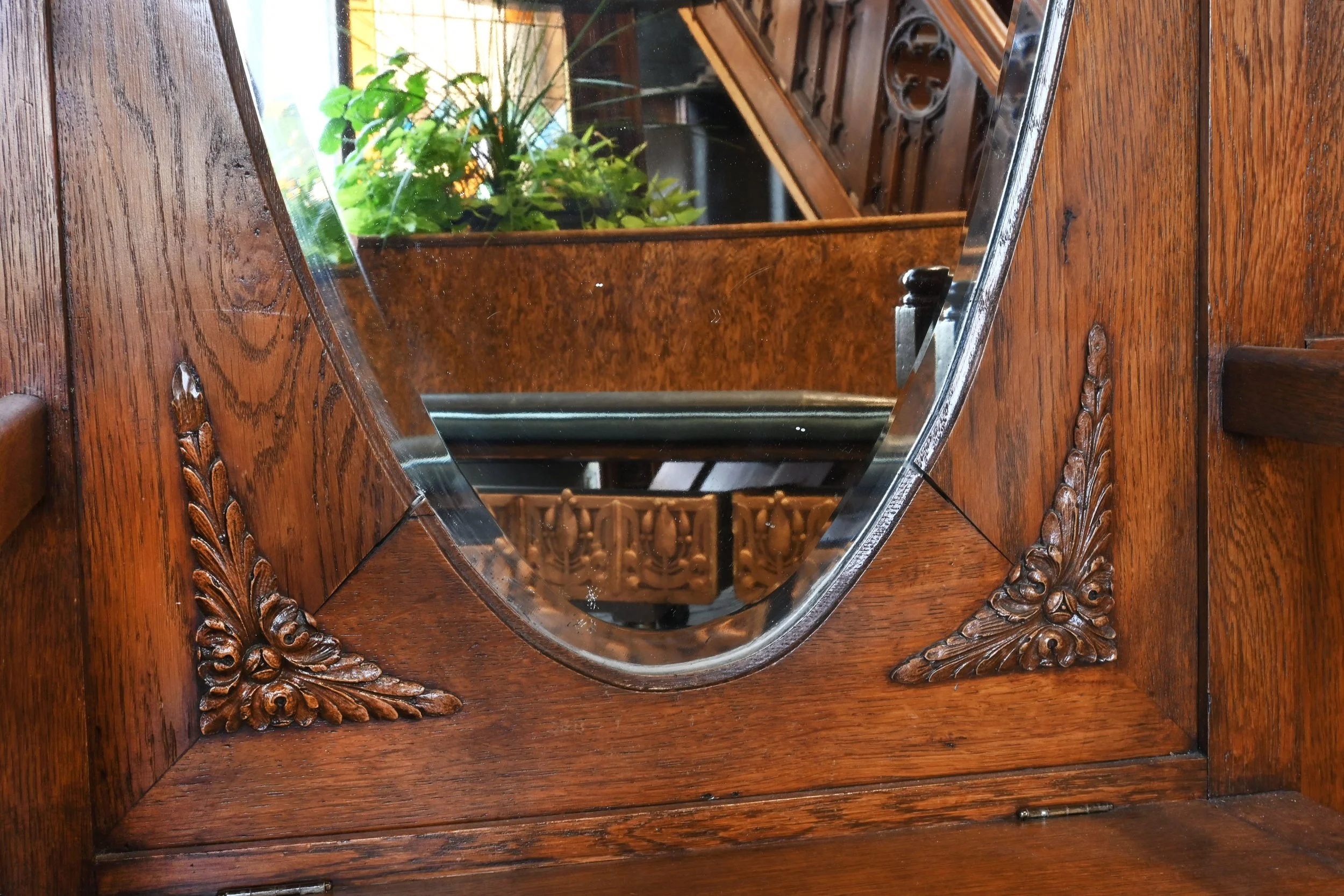 61719+oak+hall+tree+and+bench+with+floral+details+5.jpg