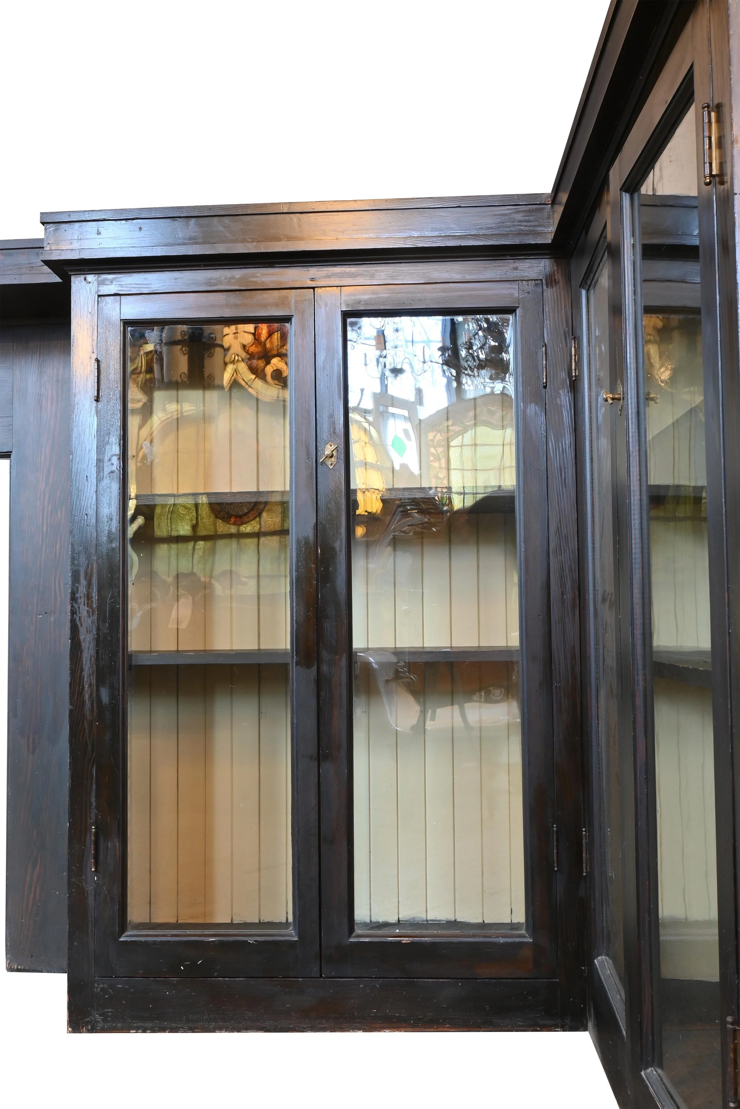 49985+corner+bookcase+with+mantel+7.jpg