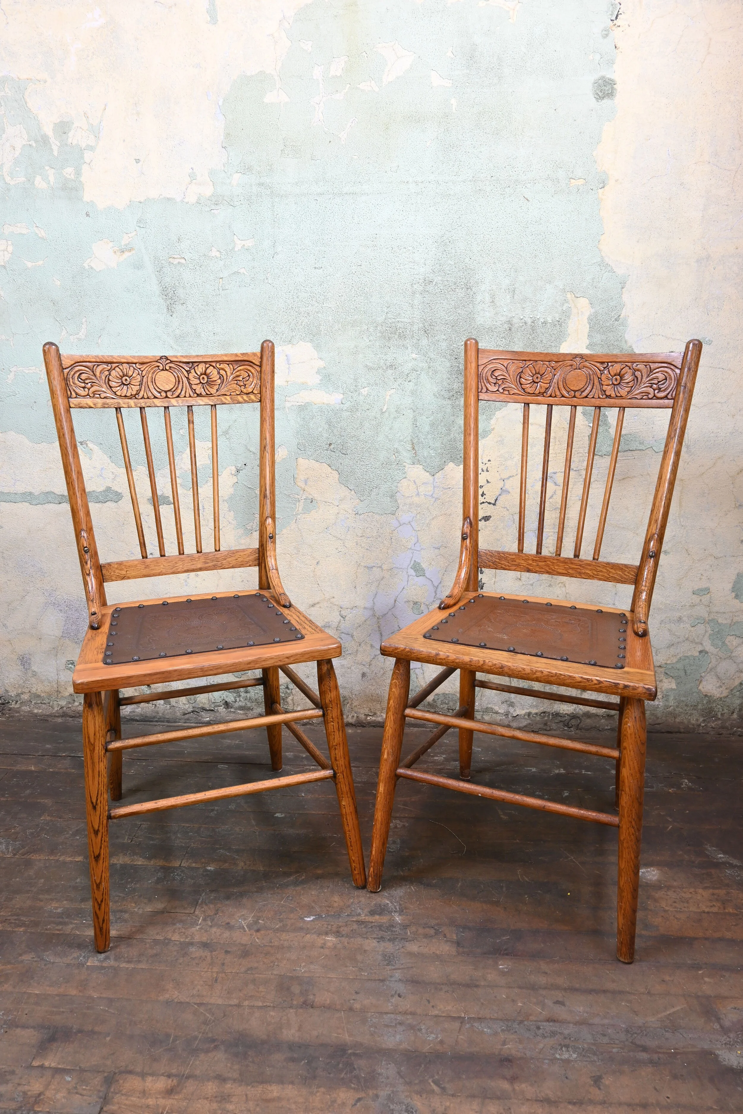 49986-OAK-DINING-CHAIRS-WITH-LEATHER-SEAT-1.jpg