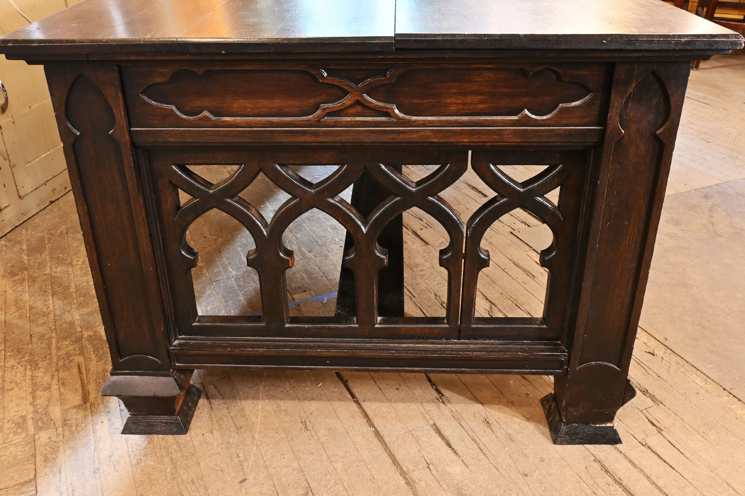 46410+8+foot+gothic+table+3.jpg