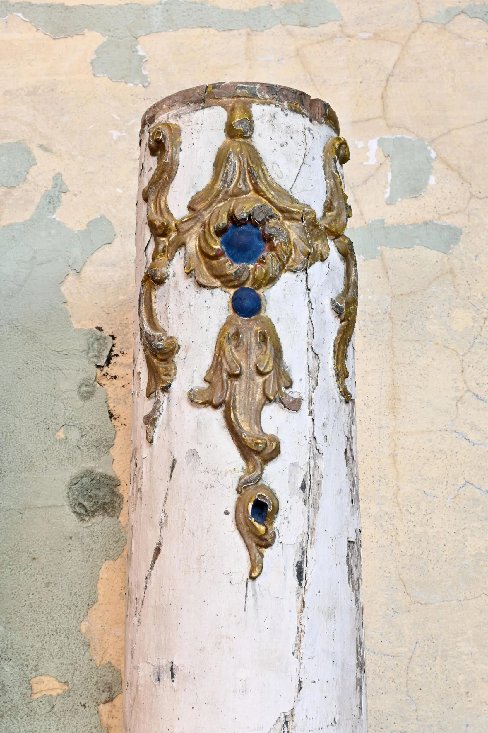 62422+weathered+painted+solid+wood+french+columns+with+blue+and+gold+accents+3.jpg