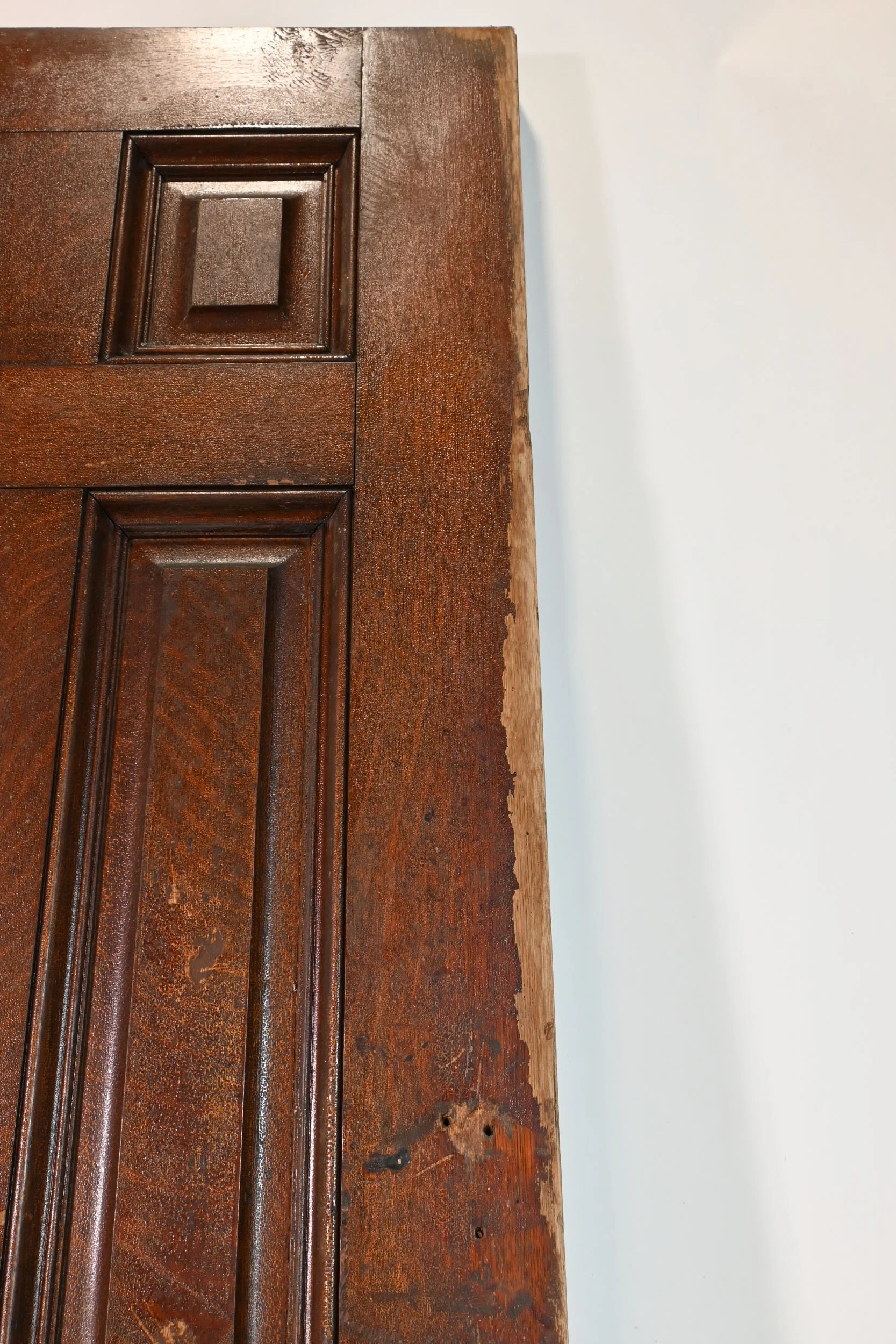 62475+quarter+sawn+oak+10+panel+door+with+brass+hardware+7.jpg