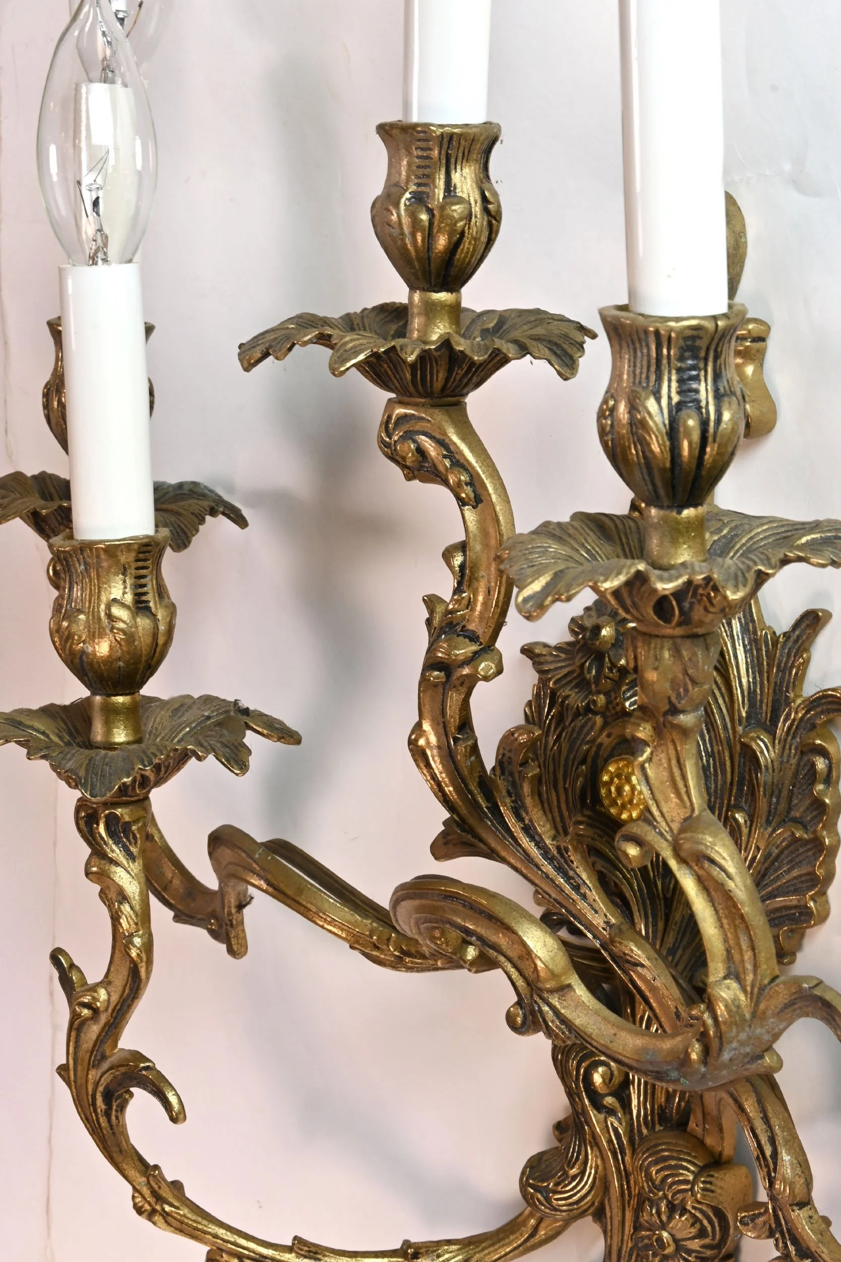 62427+brass+rococco+five+candle+sconce+3.jpg