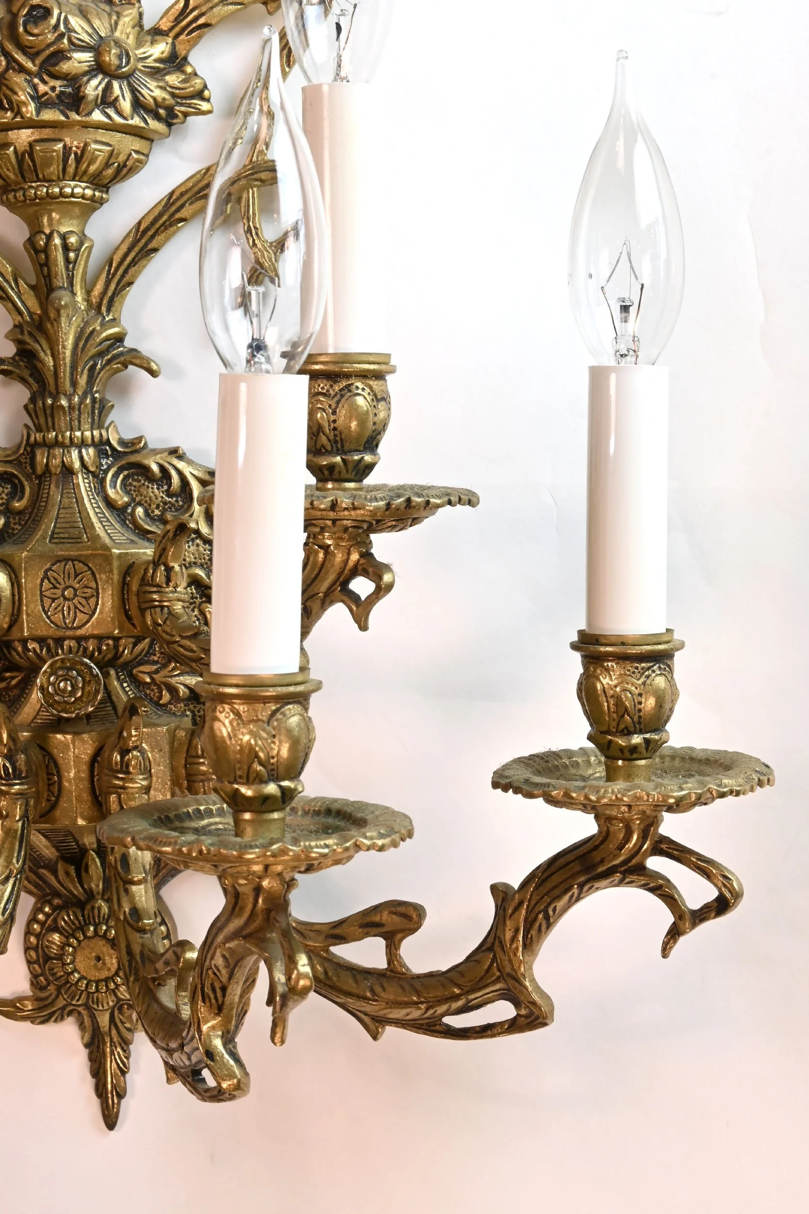 62426+spanish+brass+six+candle+sconce+3.jpg