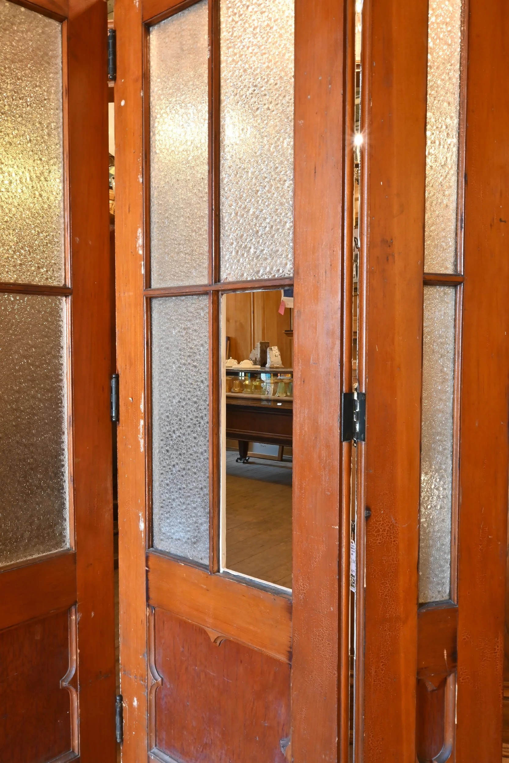 AA%23+unknown+large+5+panel+bifold+door+unit+3.jpg