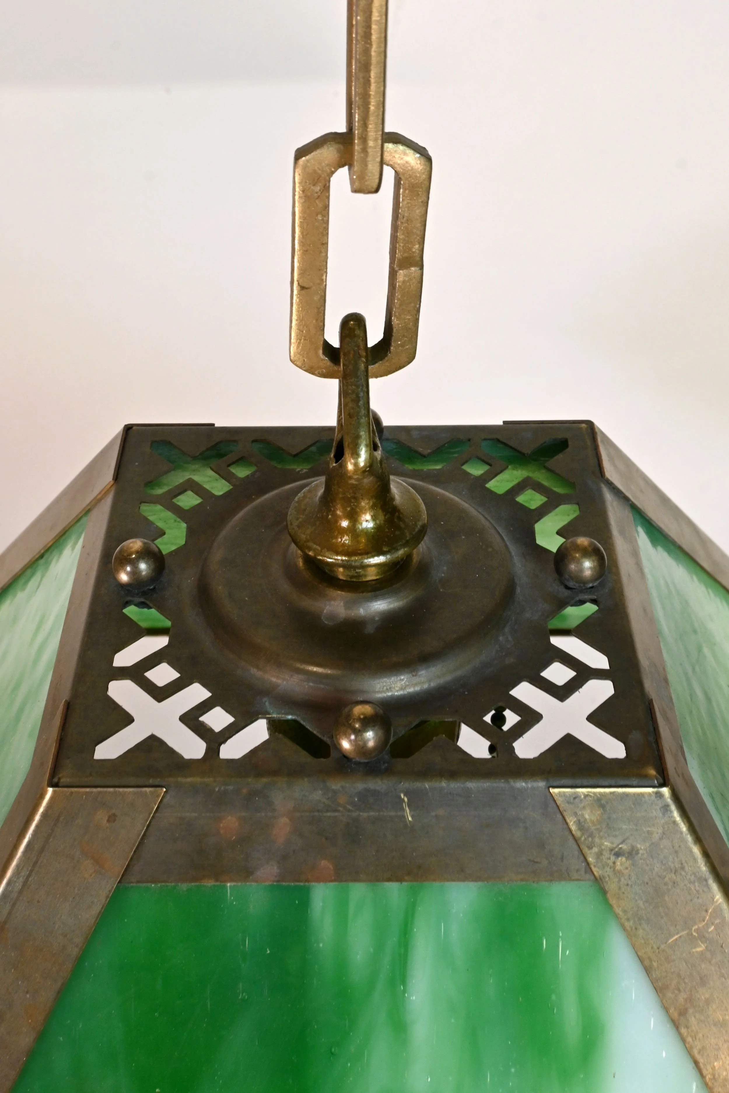 62457+green+slag+glass+handel+pendant+2.jpg