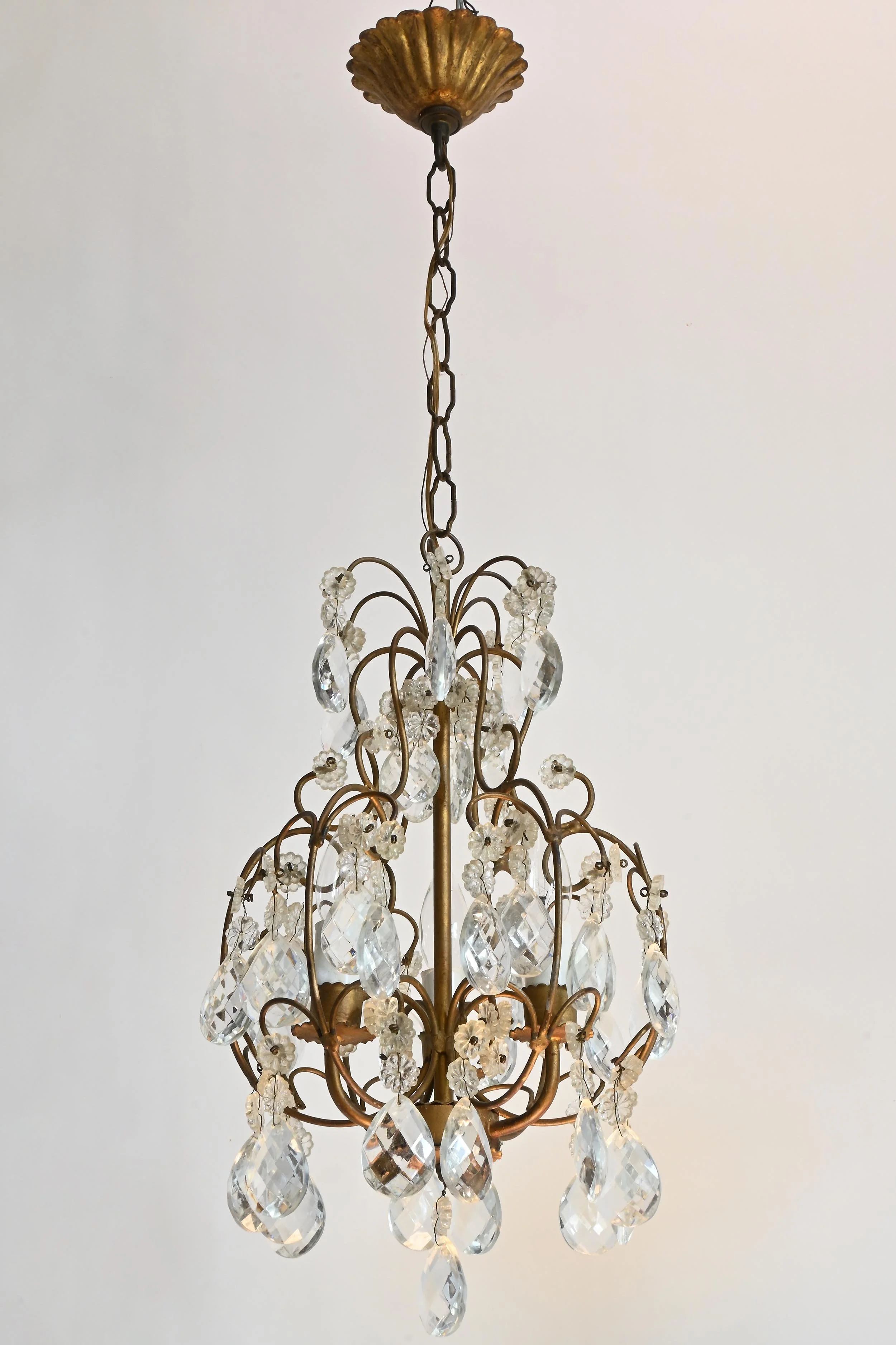 61082+three+candle+crystal+pendant+3.jpg