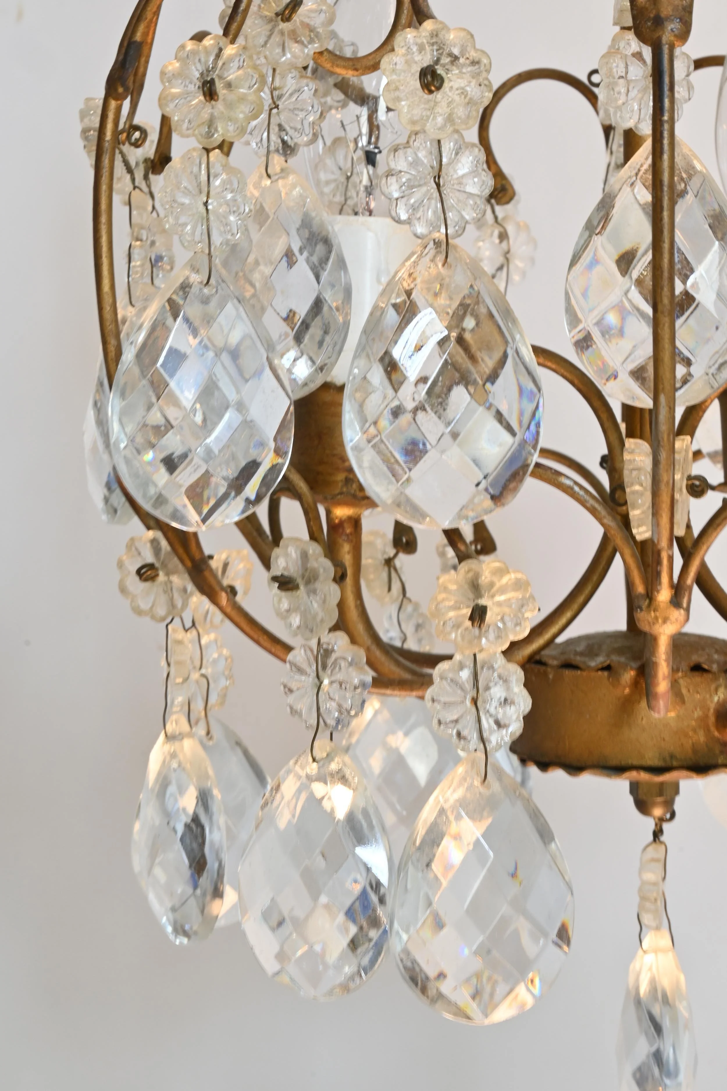 61082+three+candle+crystal+pendant+4.jpg
