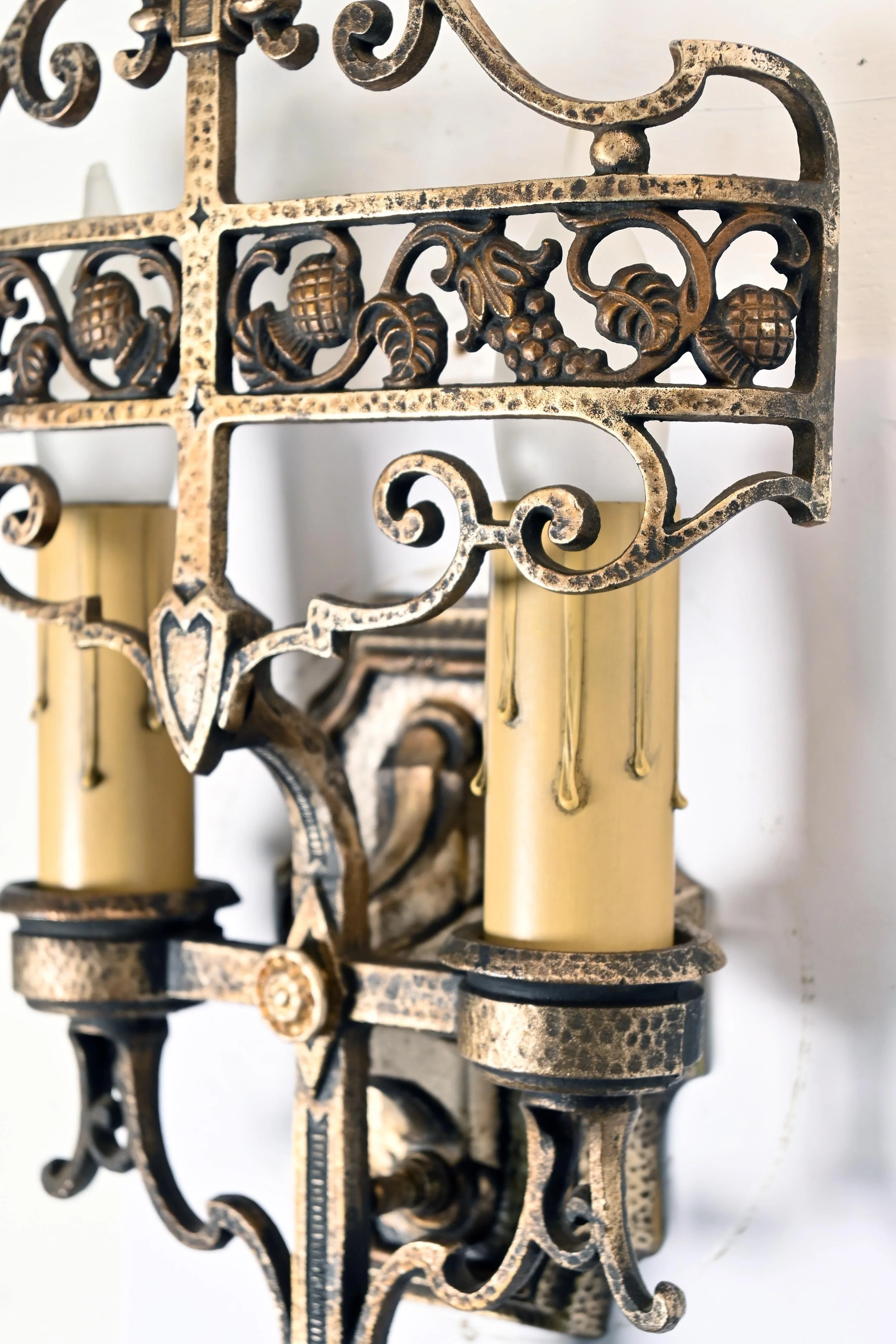 60176+lincoln+sconces+5.jpg