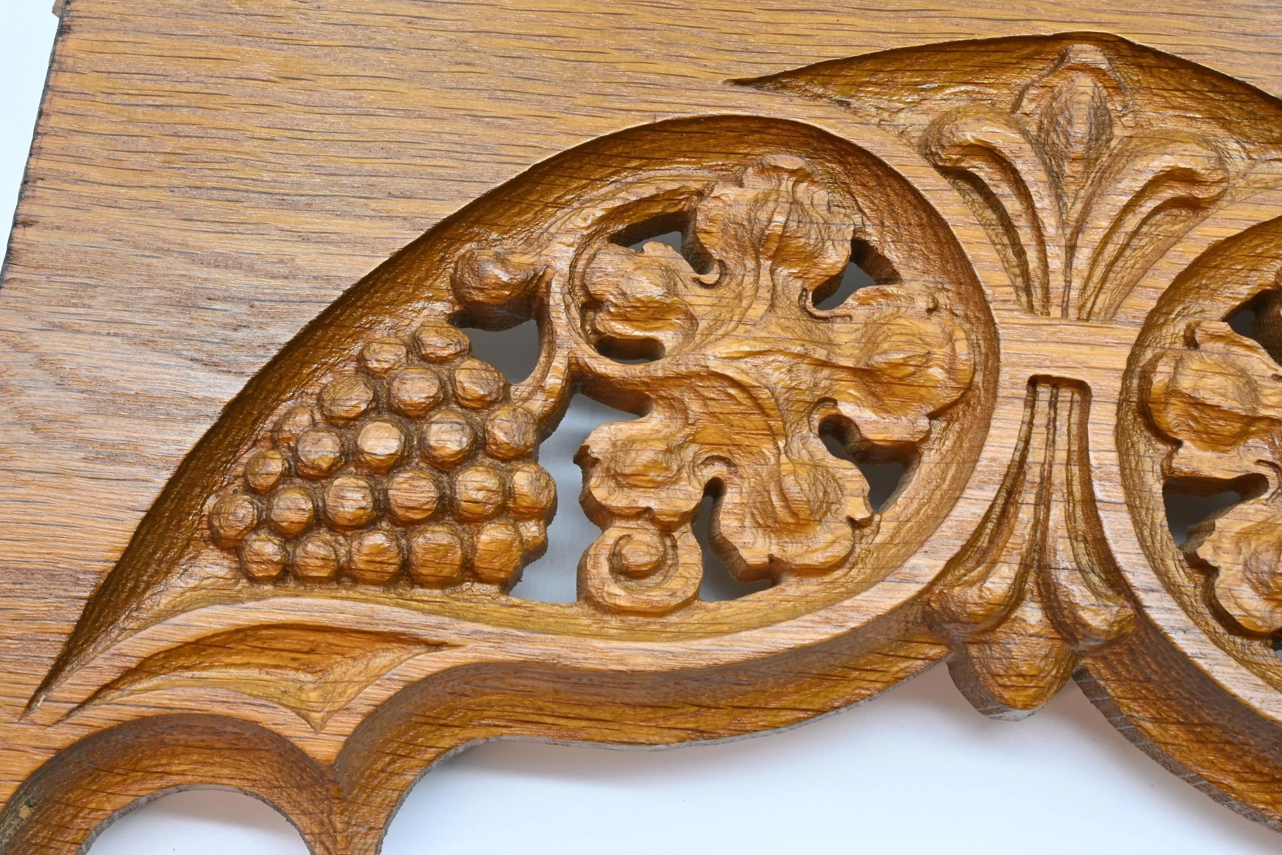 61668+vineyard+carved+panels+2.jpg