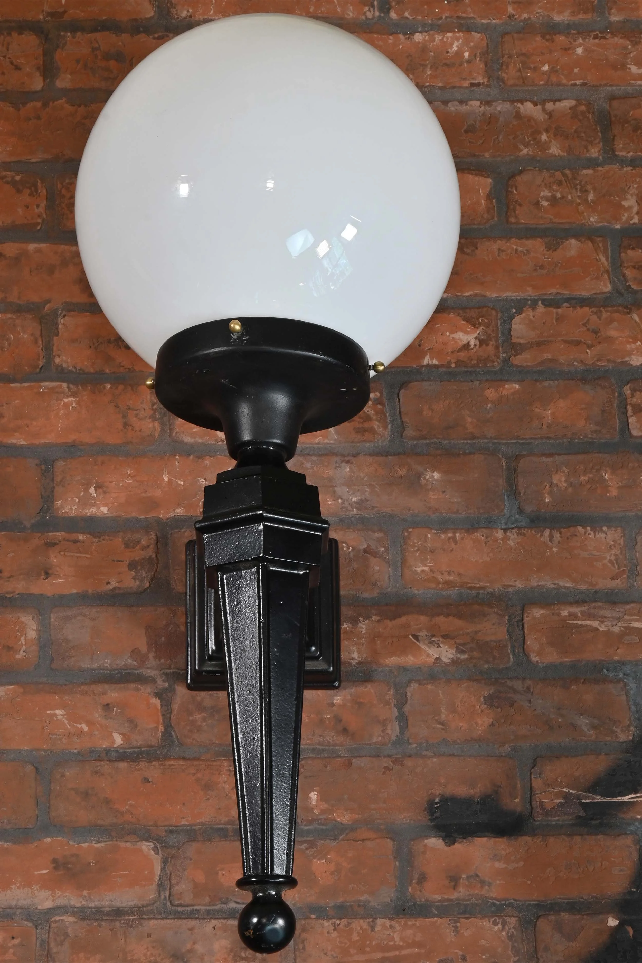 61360+large+12+cast+iron+ext+sconce+2.jpg