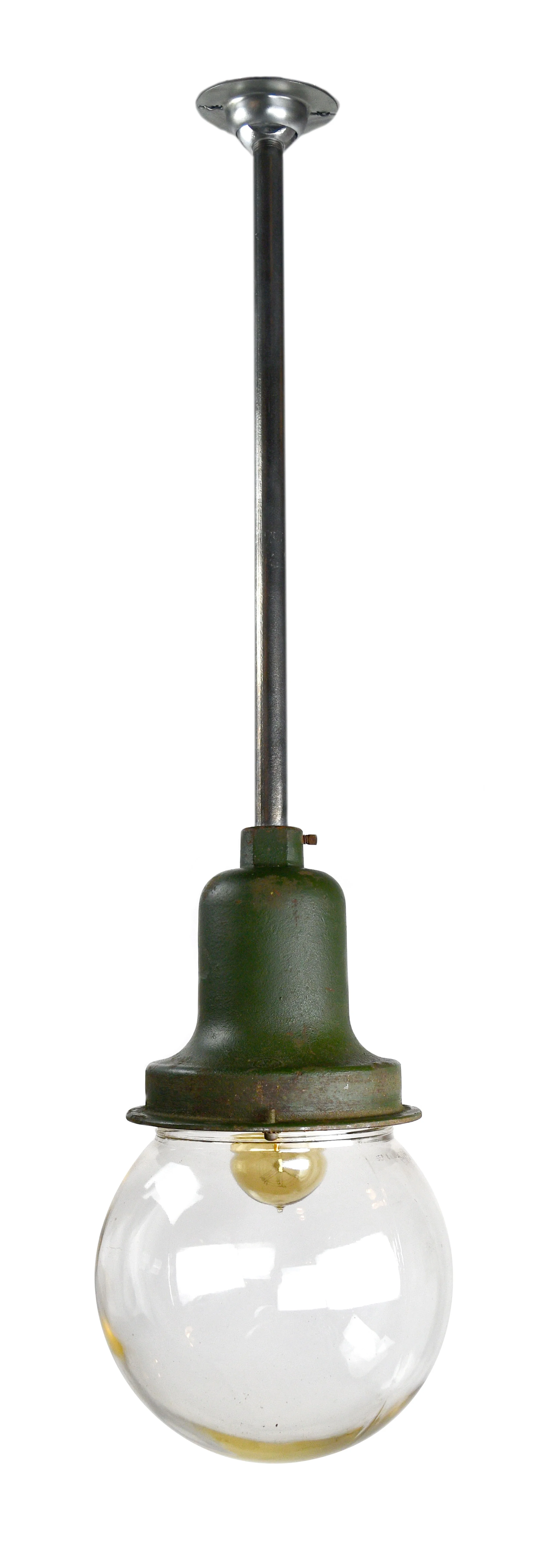 green-globe-2.jpg