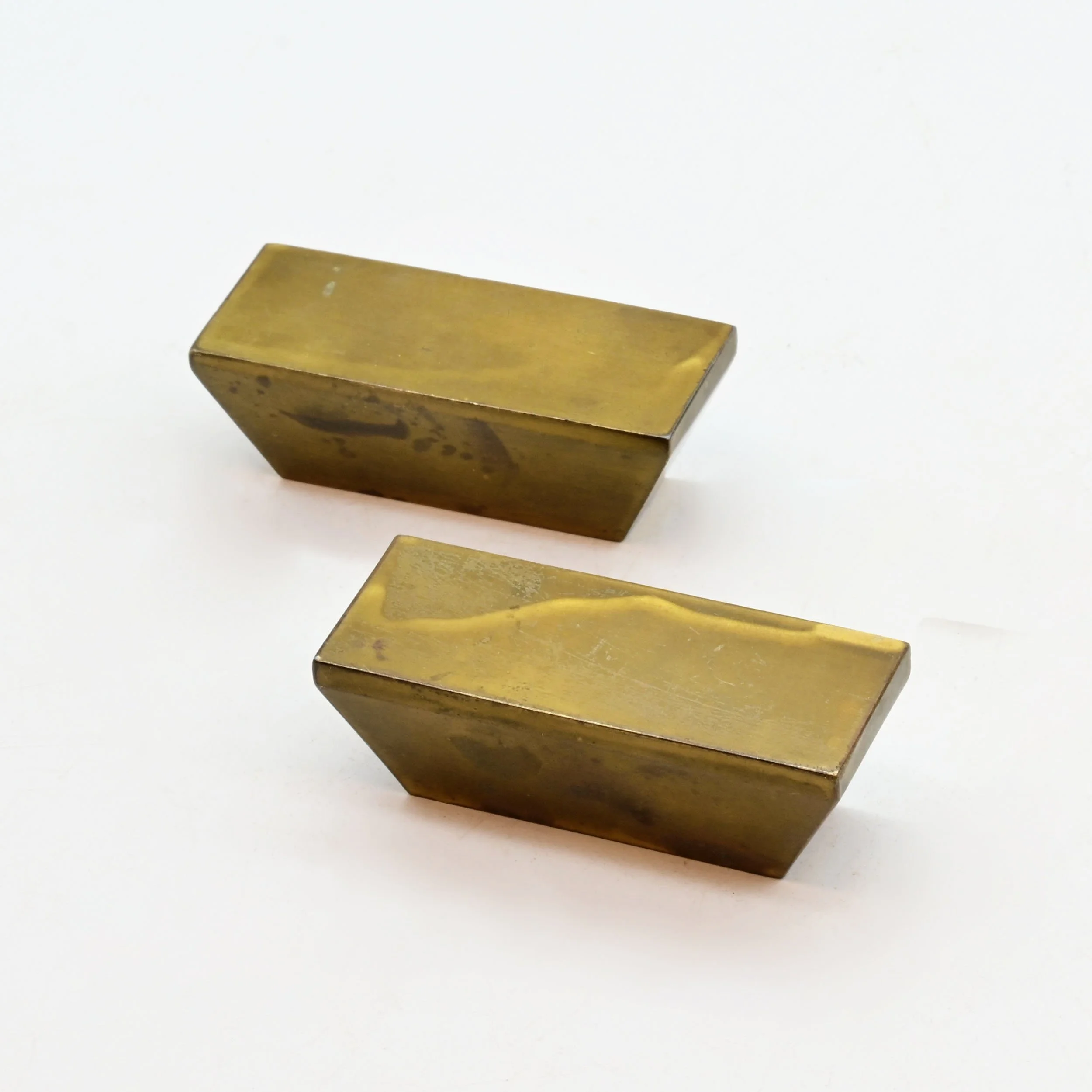 H62328+modern+brass+drawer+pulls+7.jpg