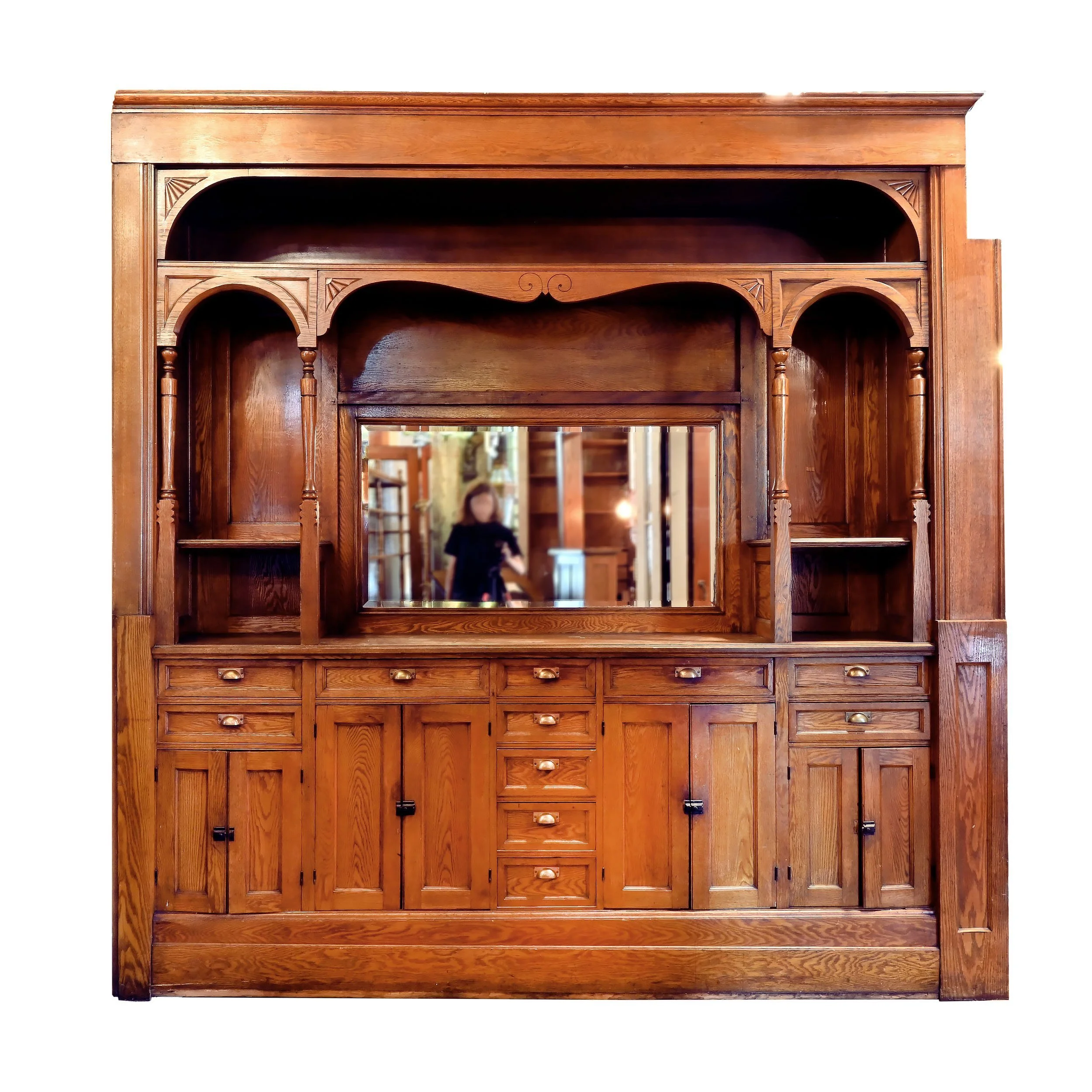 62605+oversized+oak+buffet+with+open+arches+and+turned+spindles+4.jpg