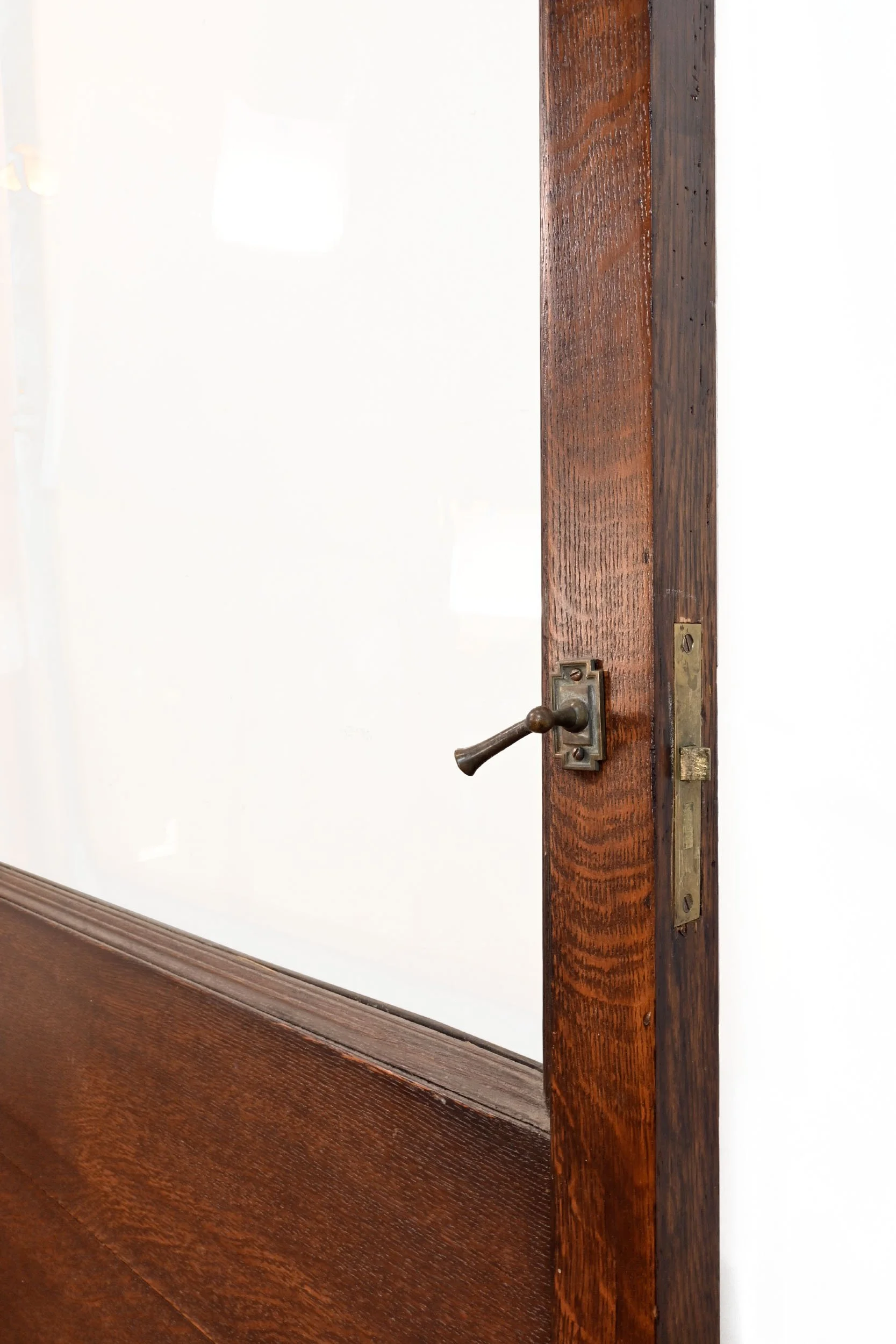 62654+dark+quarter+sawn+oak+door+with+three+quarter+view+glass+window+2.jpg