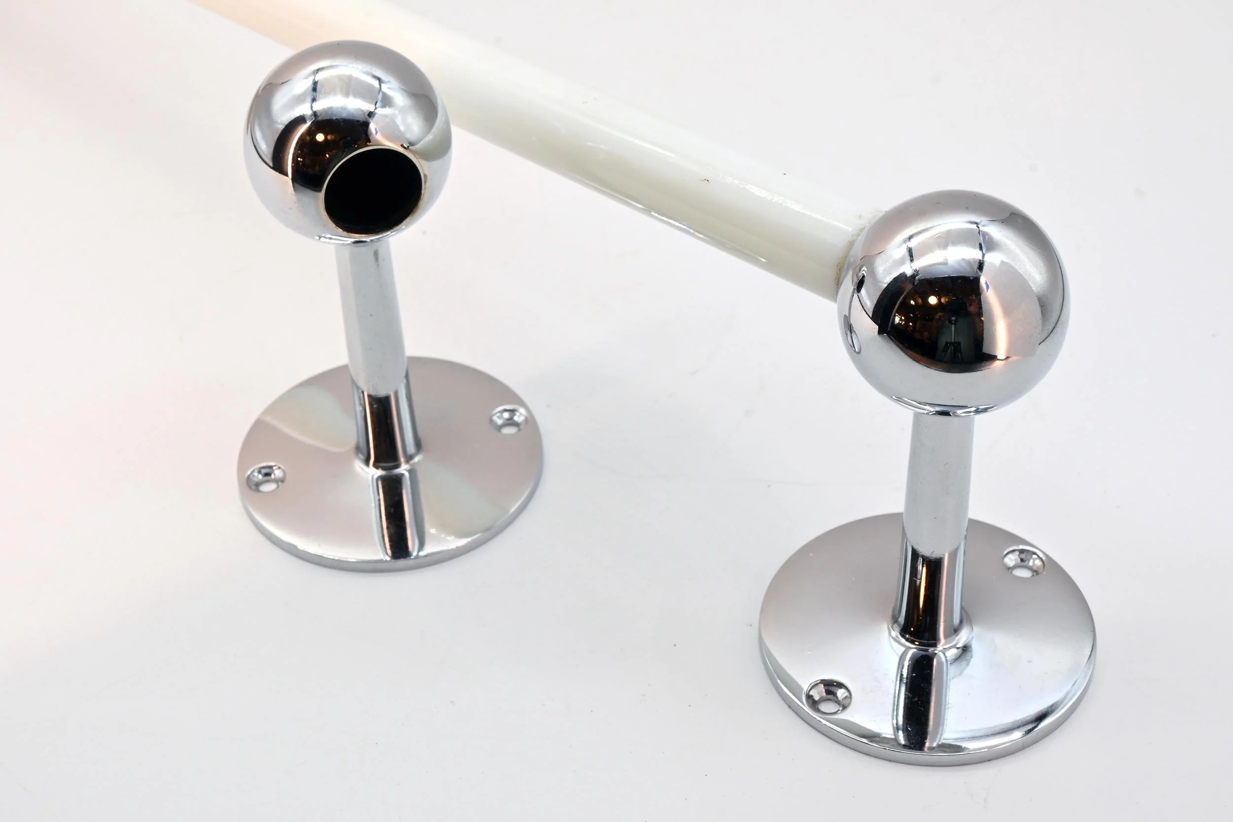62641+chrome+ends+milglass+rod+2.jpg