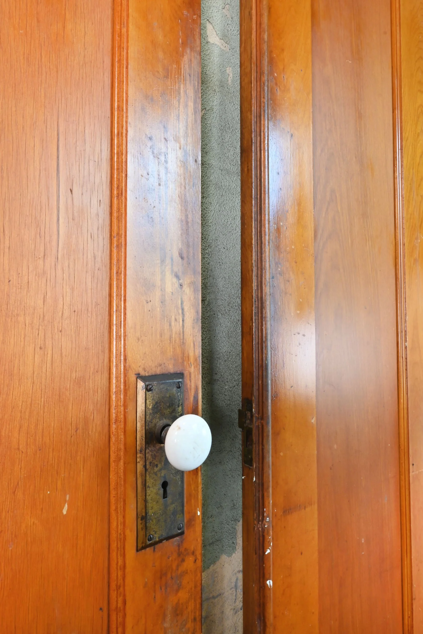 62724+narrow+double+doors+4.jpg