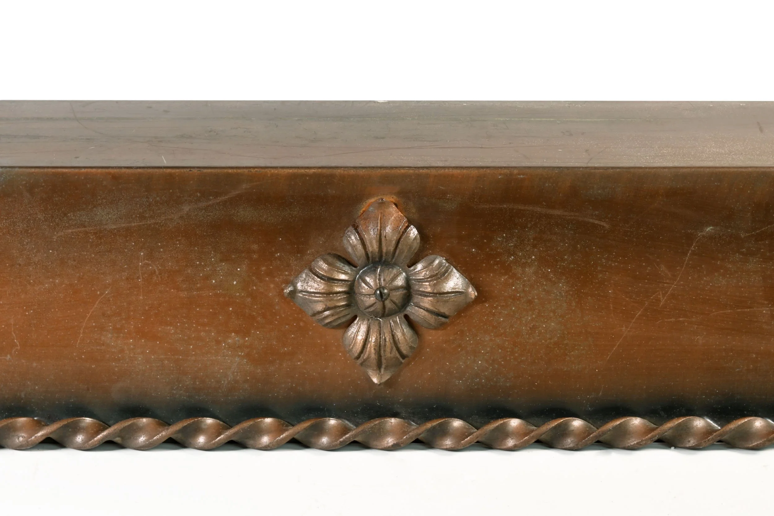 60141+rectangular+brass+box+sconce+with+floral+accent+5.jpg
