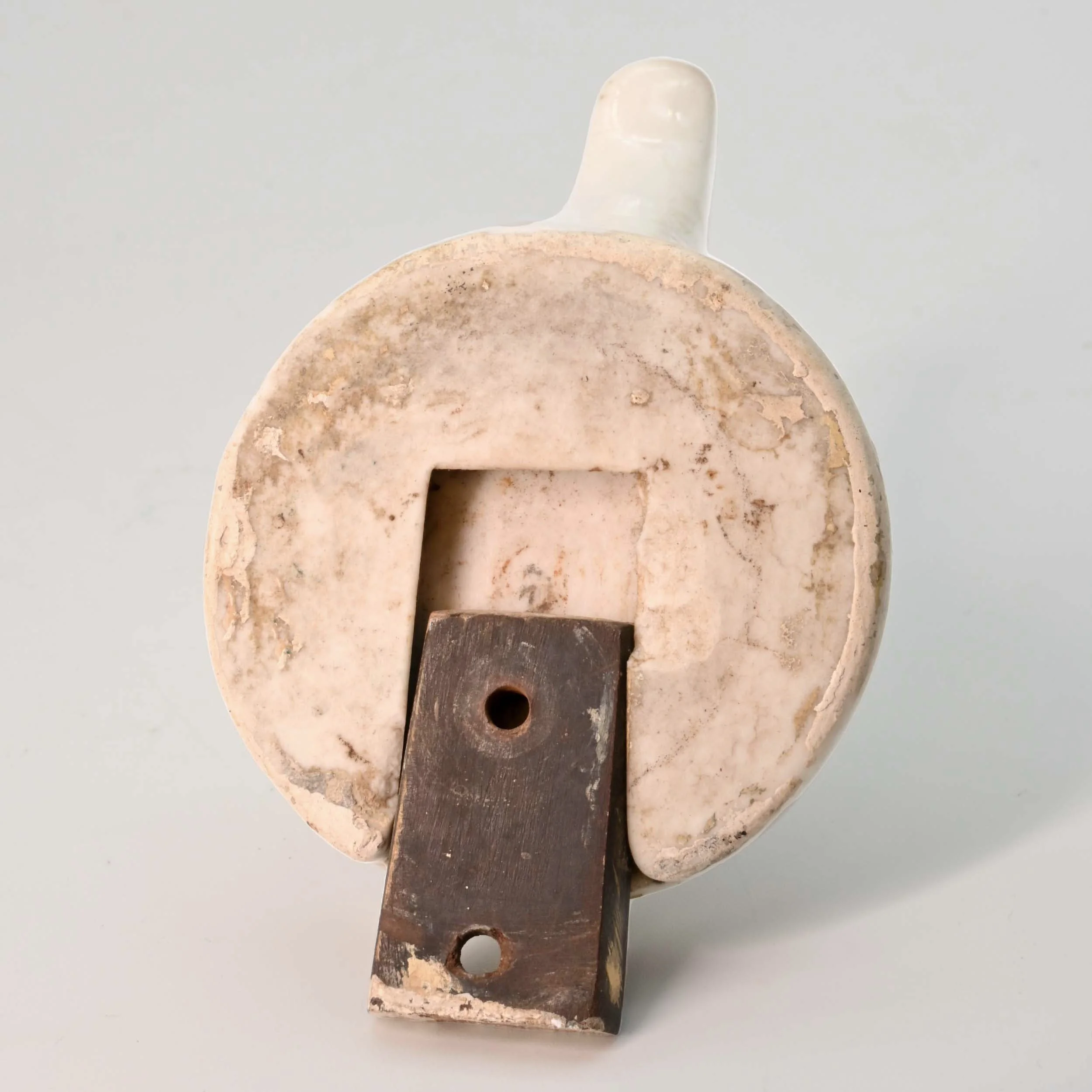 62624+stubby+porcelain+two+arm+bath+hook+3.jpg