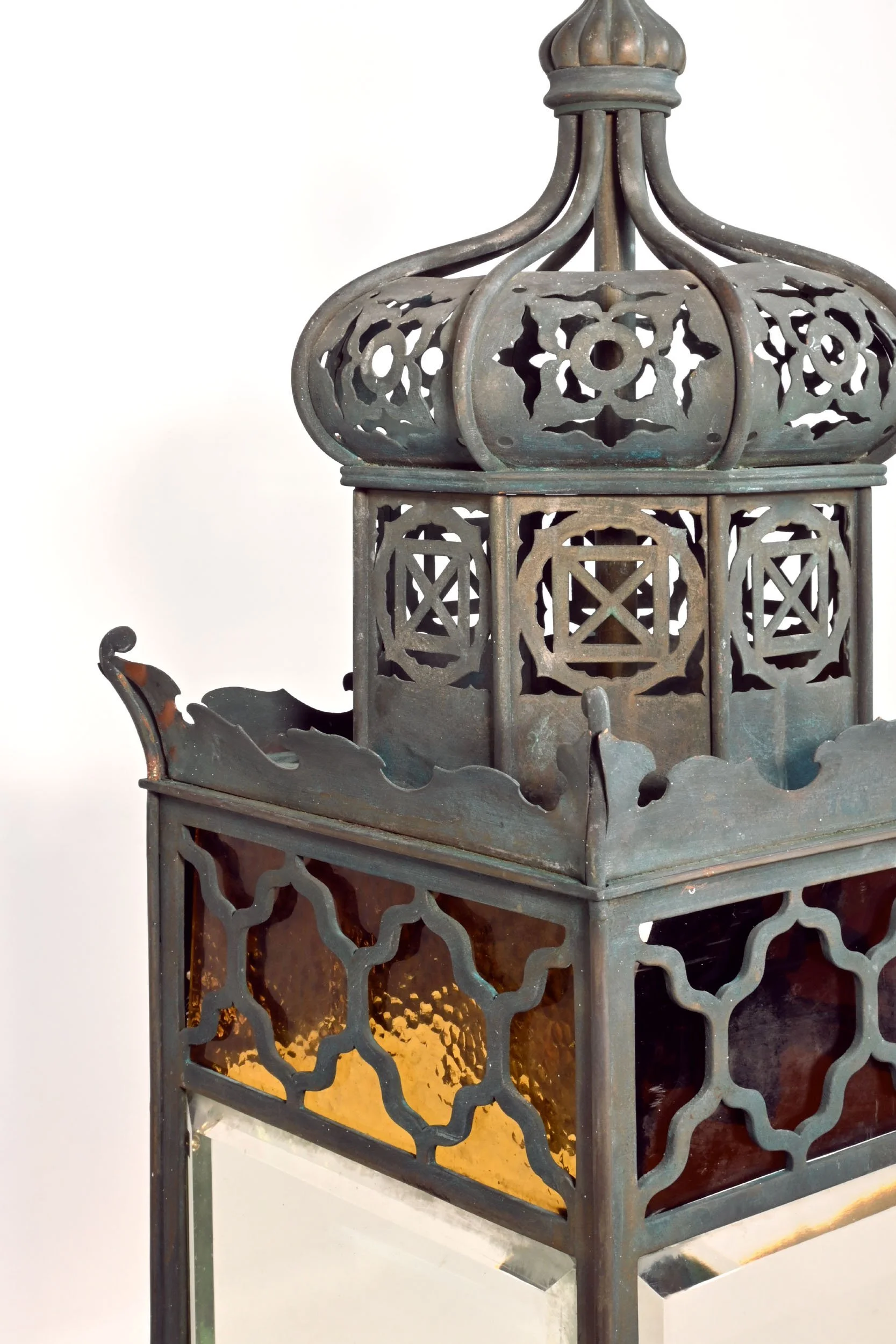 62855+oversized+verde+gris+lantern+pendant+with+stained+and+beveled+glass+3.jpg
