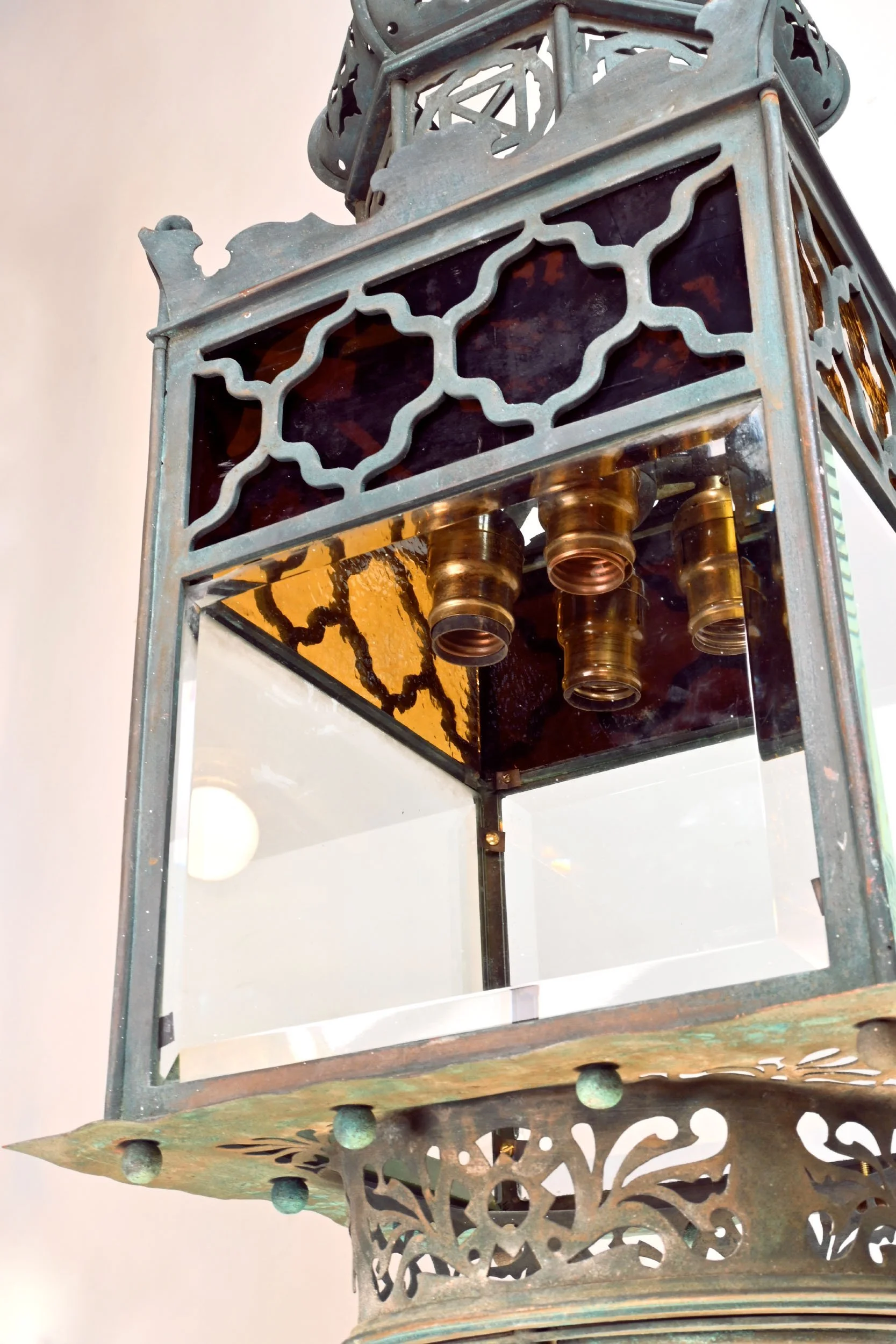 62855+oversized+verde+gris+lantern+pendant+with+stained+and+beveled+glass+5.jpg