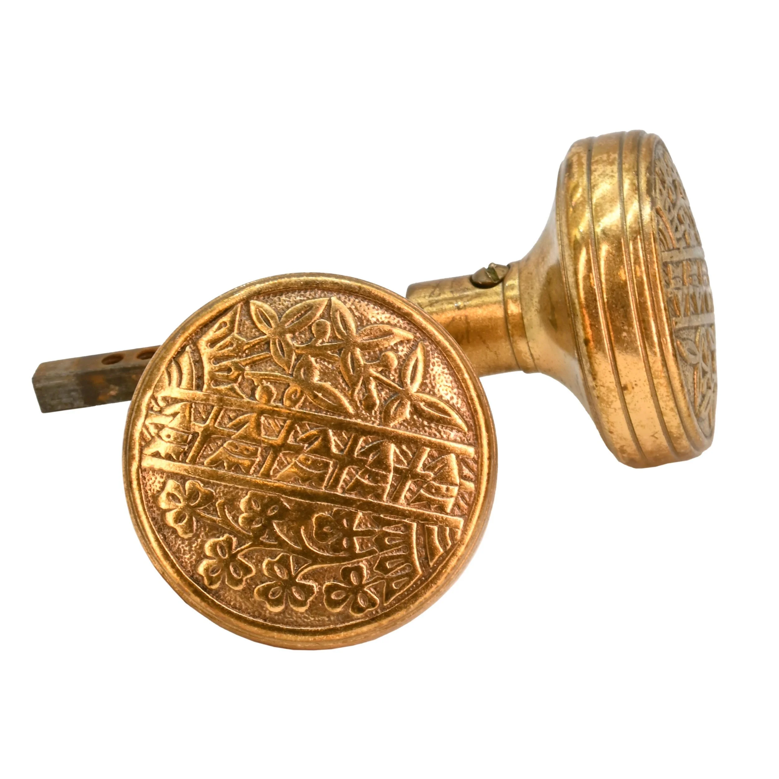 H62817+corbin+flower+pots+brass+knob+set+2.jpg