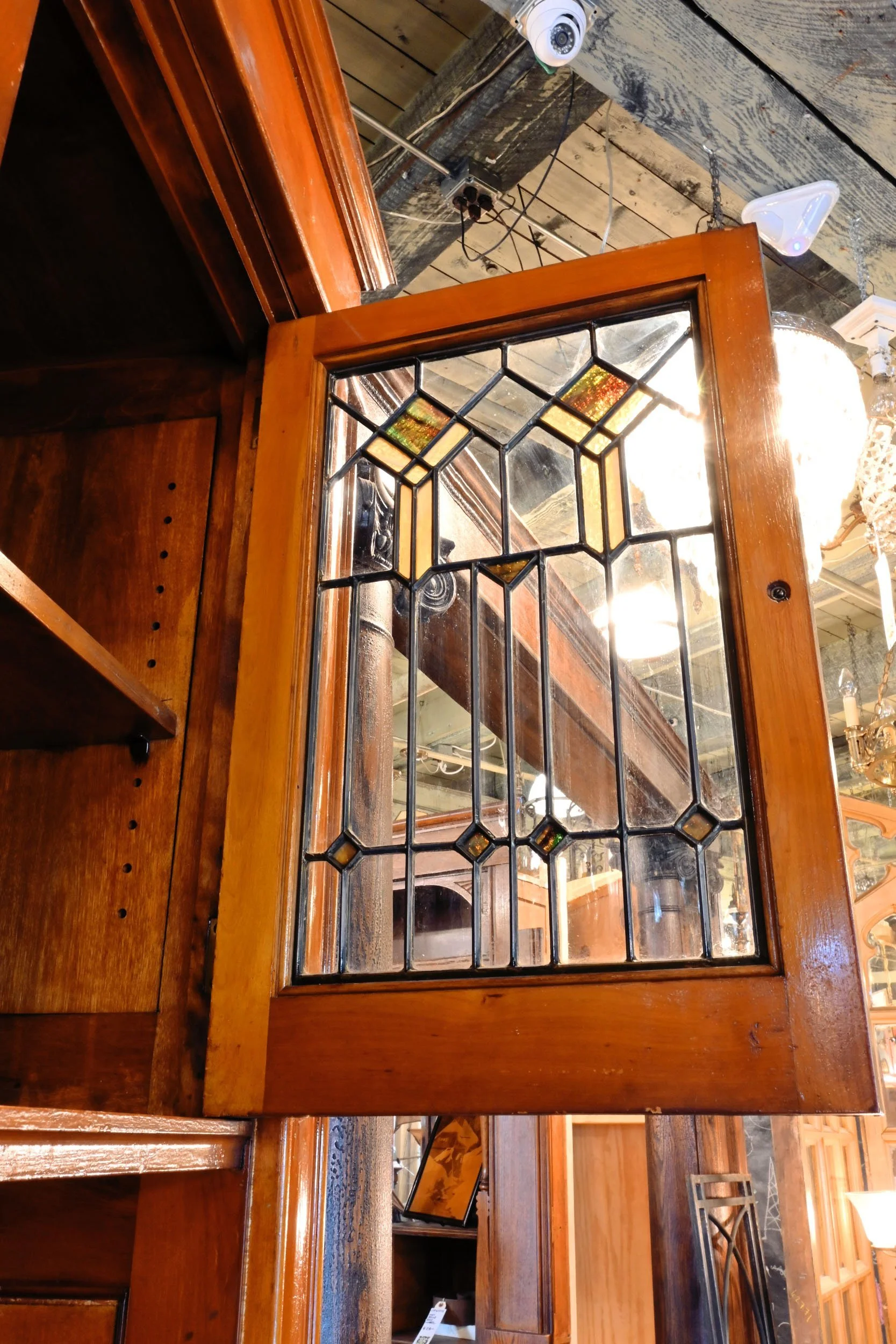 63092+birch+buffet+with+prairie+leaded+glass+doors+6+-+Copy.jpg