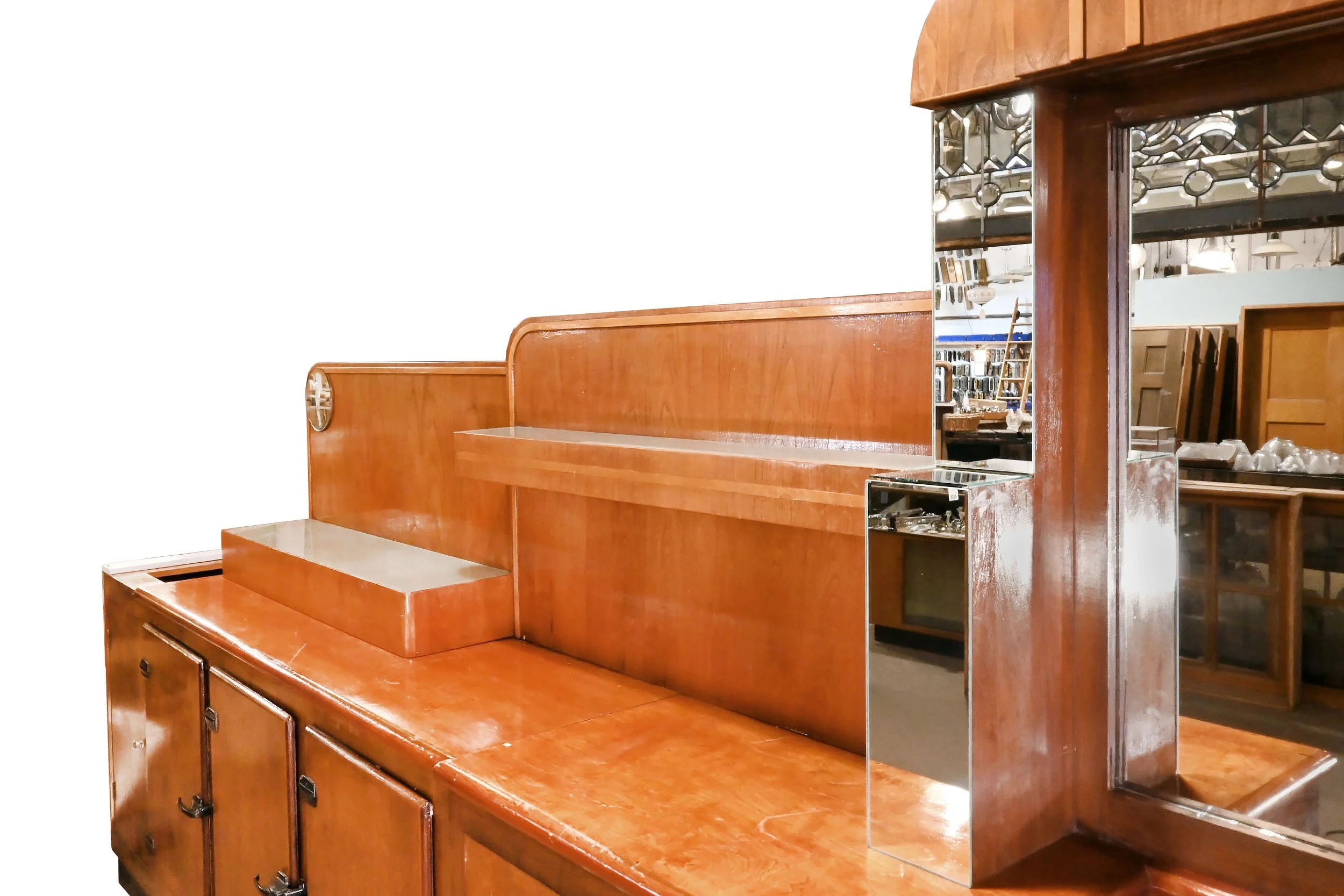 63195+art+deco+back+bar+with+illuminated+glass+shelves+5.jpg