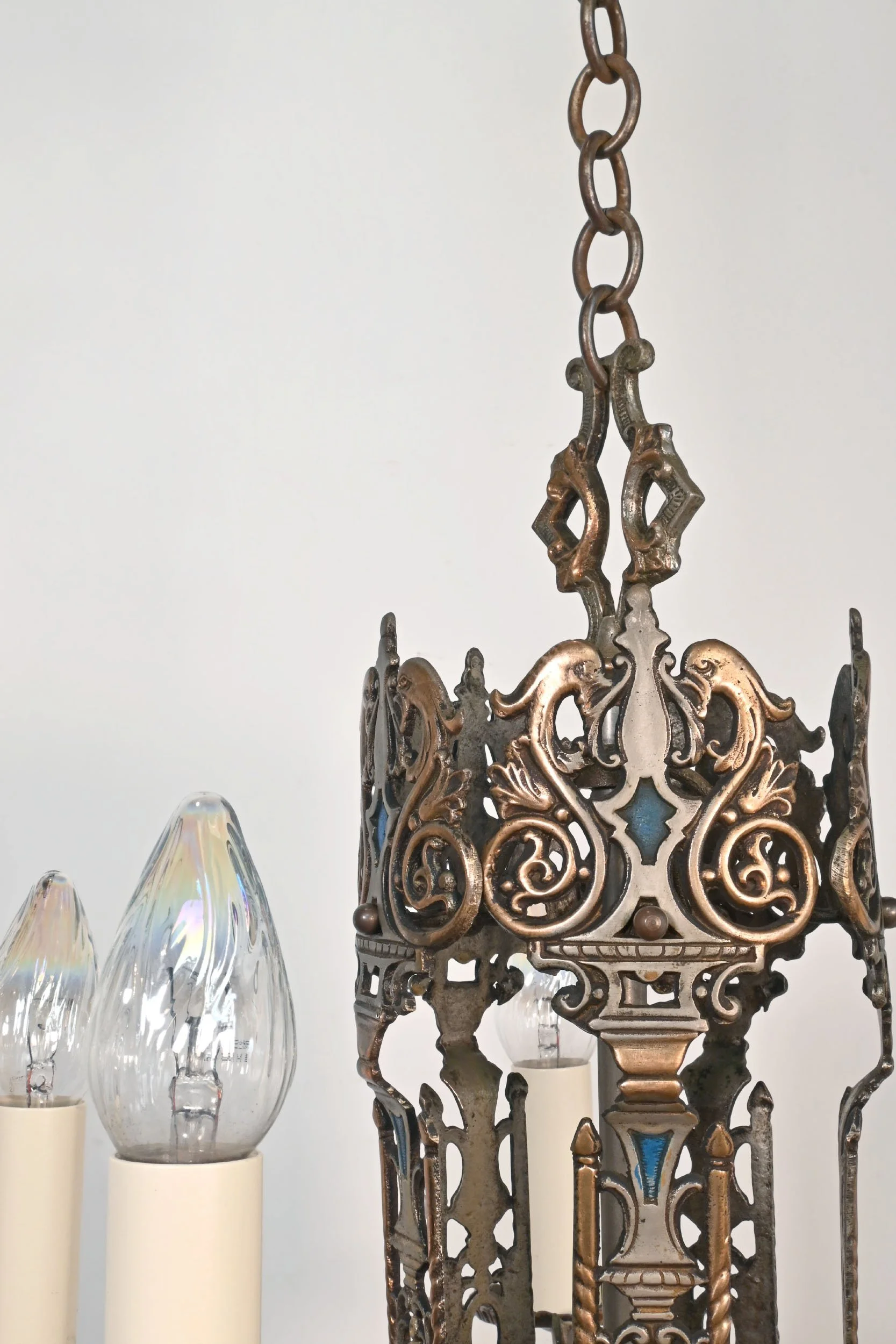 24026+silver+plated+five+candle+chandelier+with+dolphins+and+blue+details+3.jpg