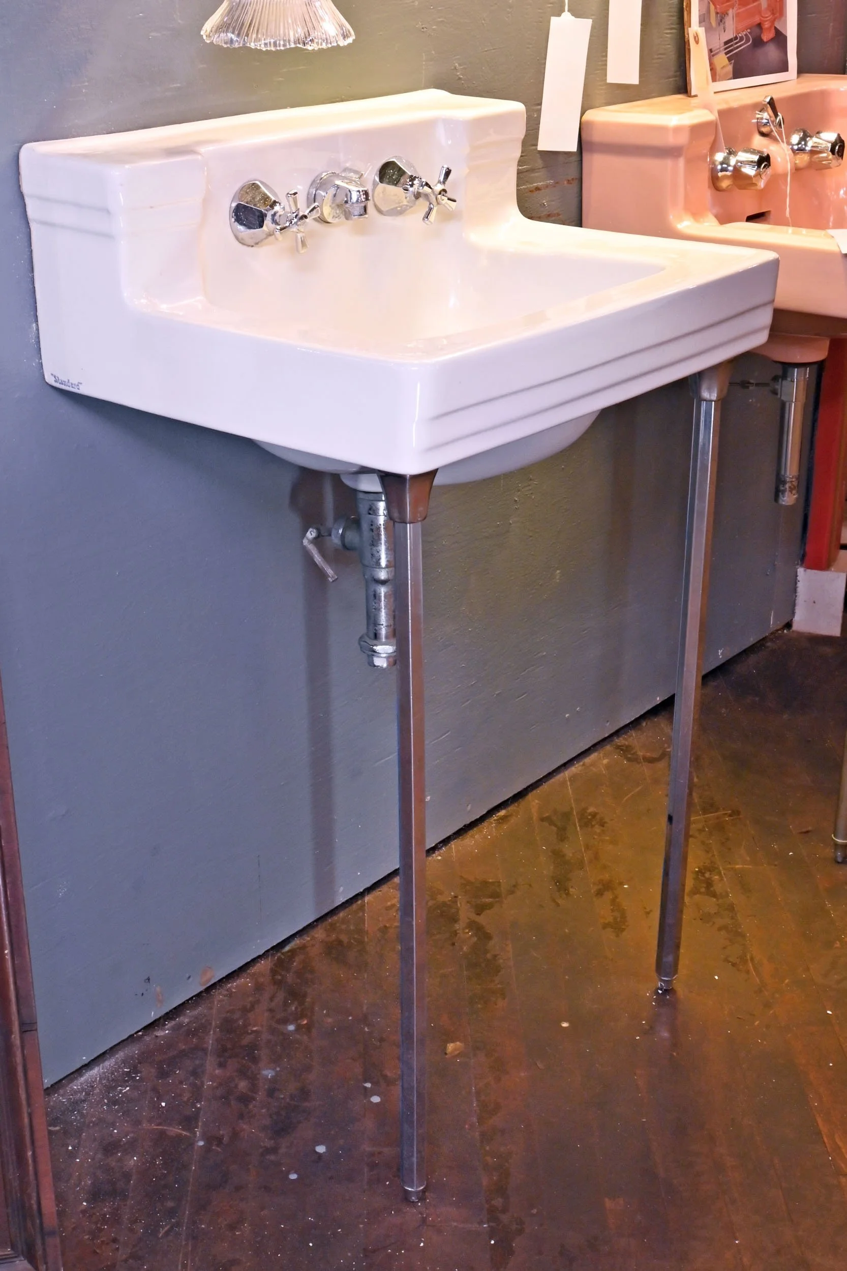 63192+1950s+standard+porcelain+console+sink+3.jpg