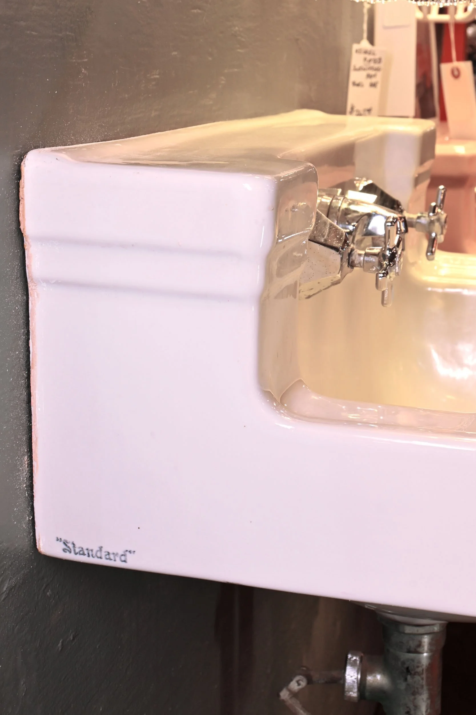 63192+1950s+standard+porcelain+console+sink+4.jpg