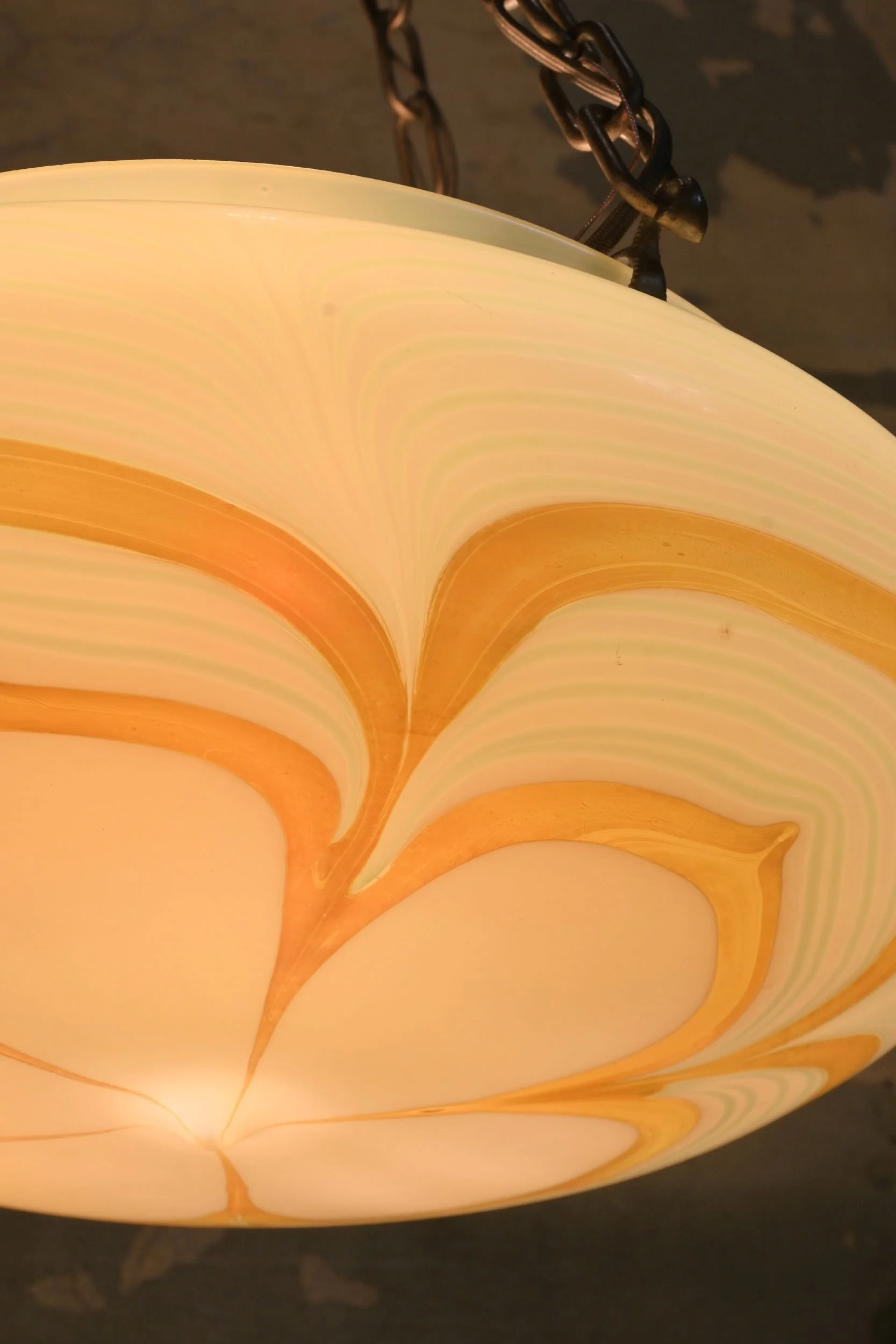 24090+large+pulled+feather+quezal+bowl+on+brass+fixture+2.jpg