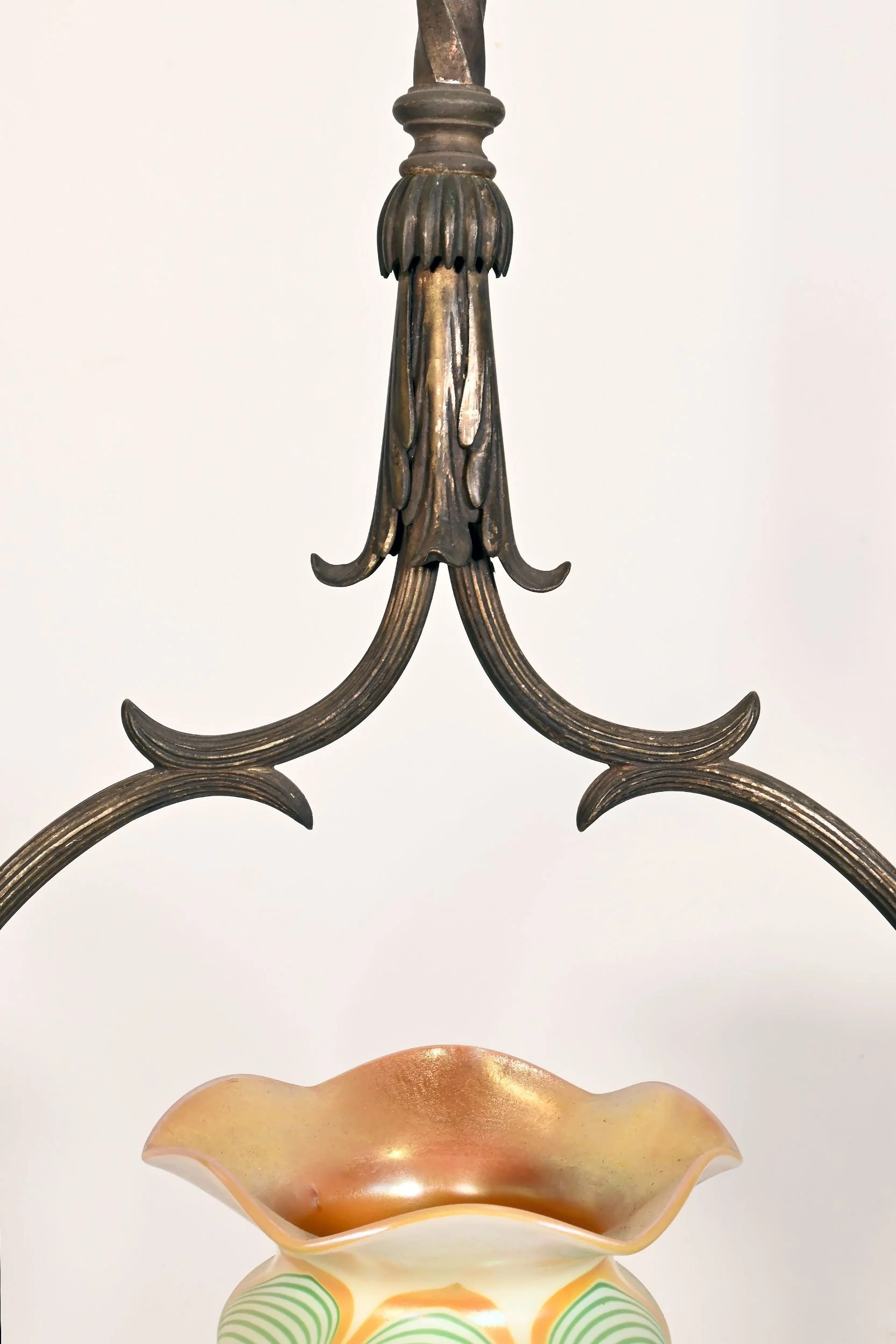 62063+early+pendant+with+steuben+dragged+loop+art+glass+shade+2.jpg