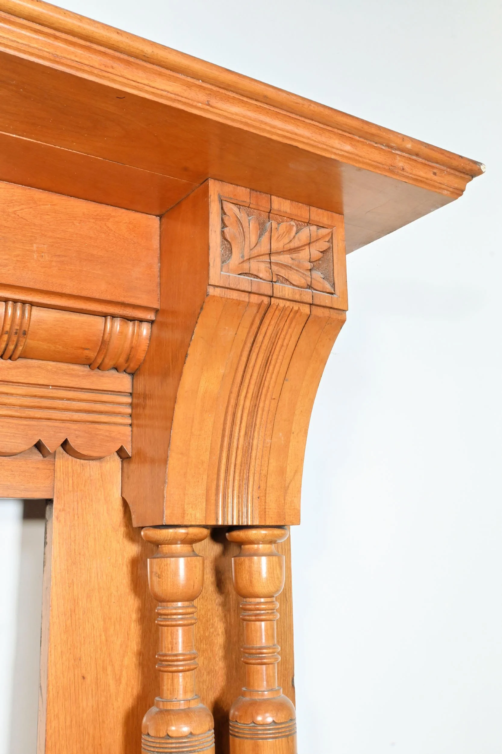24126+spoon+carved+maple+mantle+4.jpg