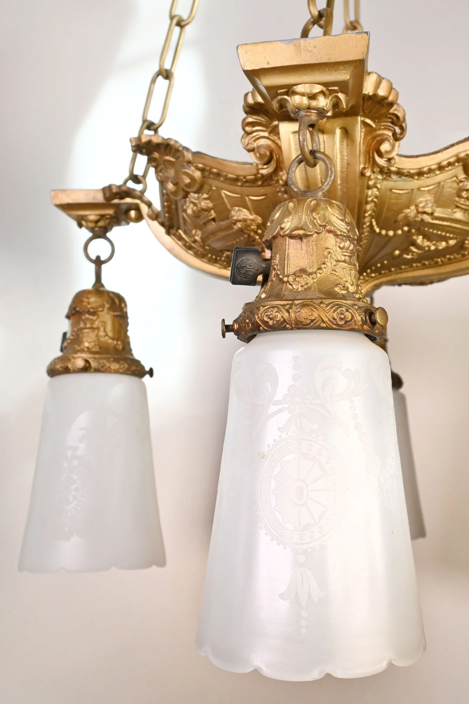 47619+cast+lead+four+shade+chandelier+with+urns+and+white+etched+shades+4.jpg