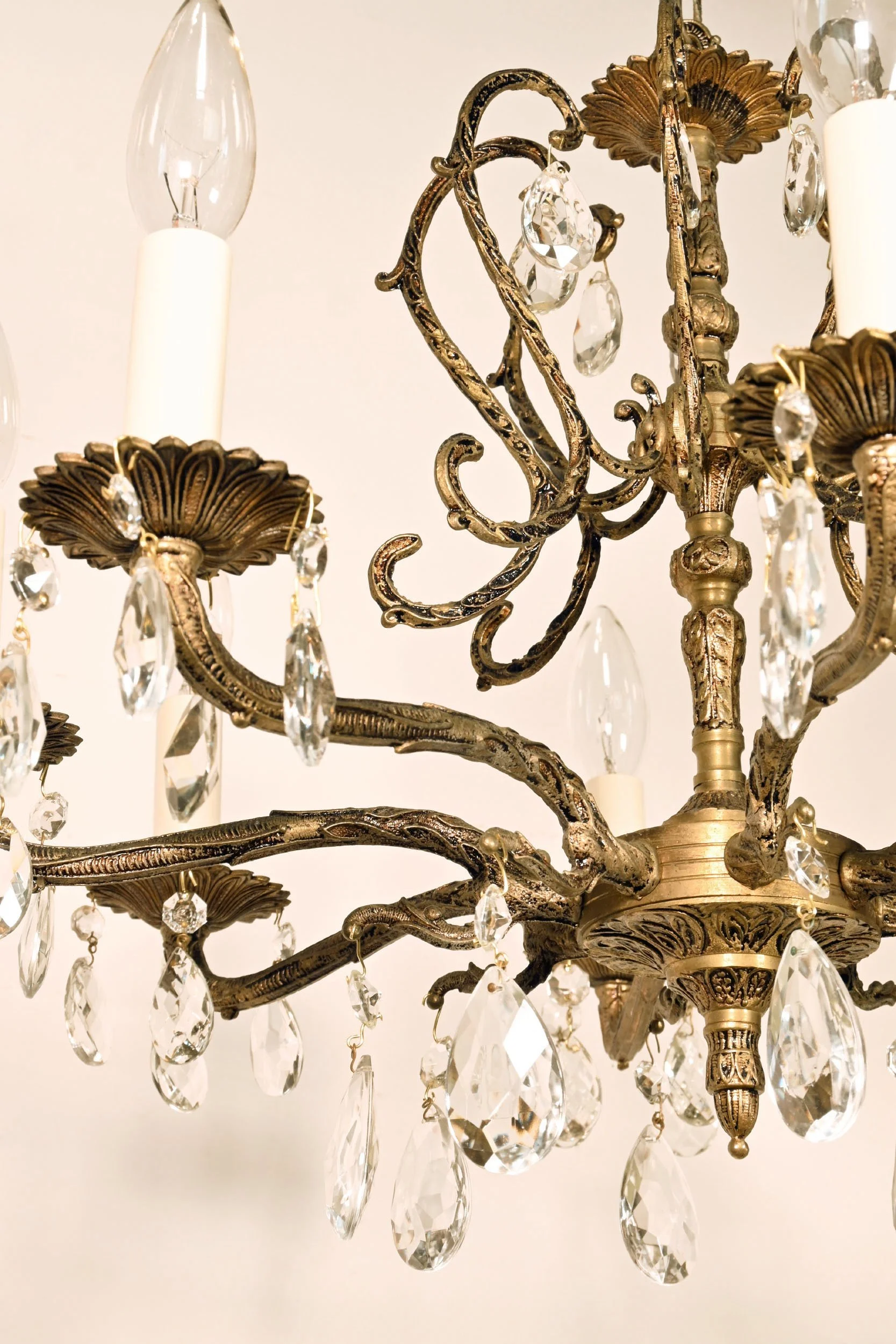 24219+muted+brass+eight+candle+spanish+chandelier+with+small+teardrops+5.jpg