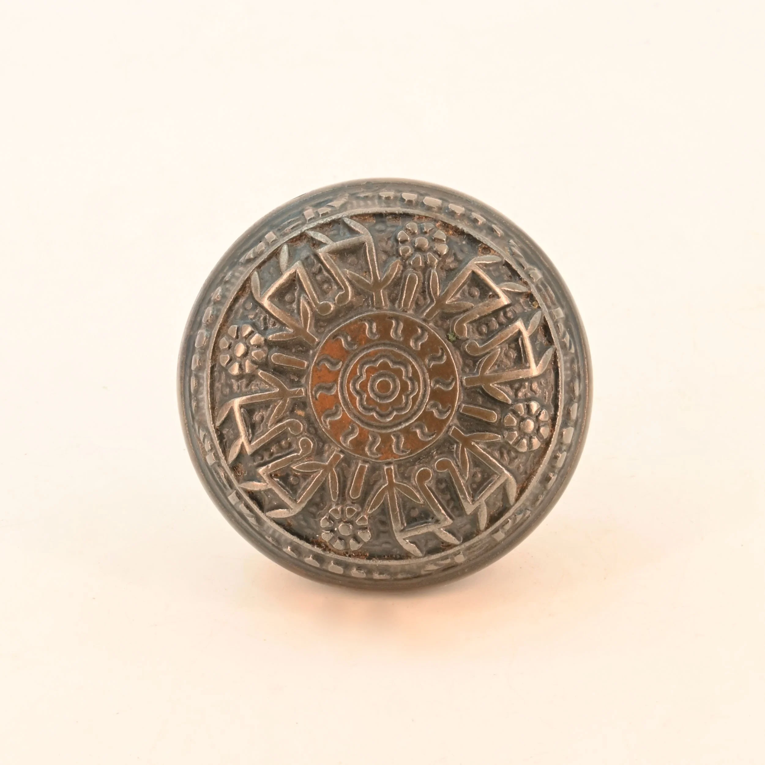 H63168+reading+windsor+cast+iron+knob+3.jpg
