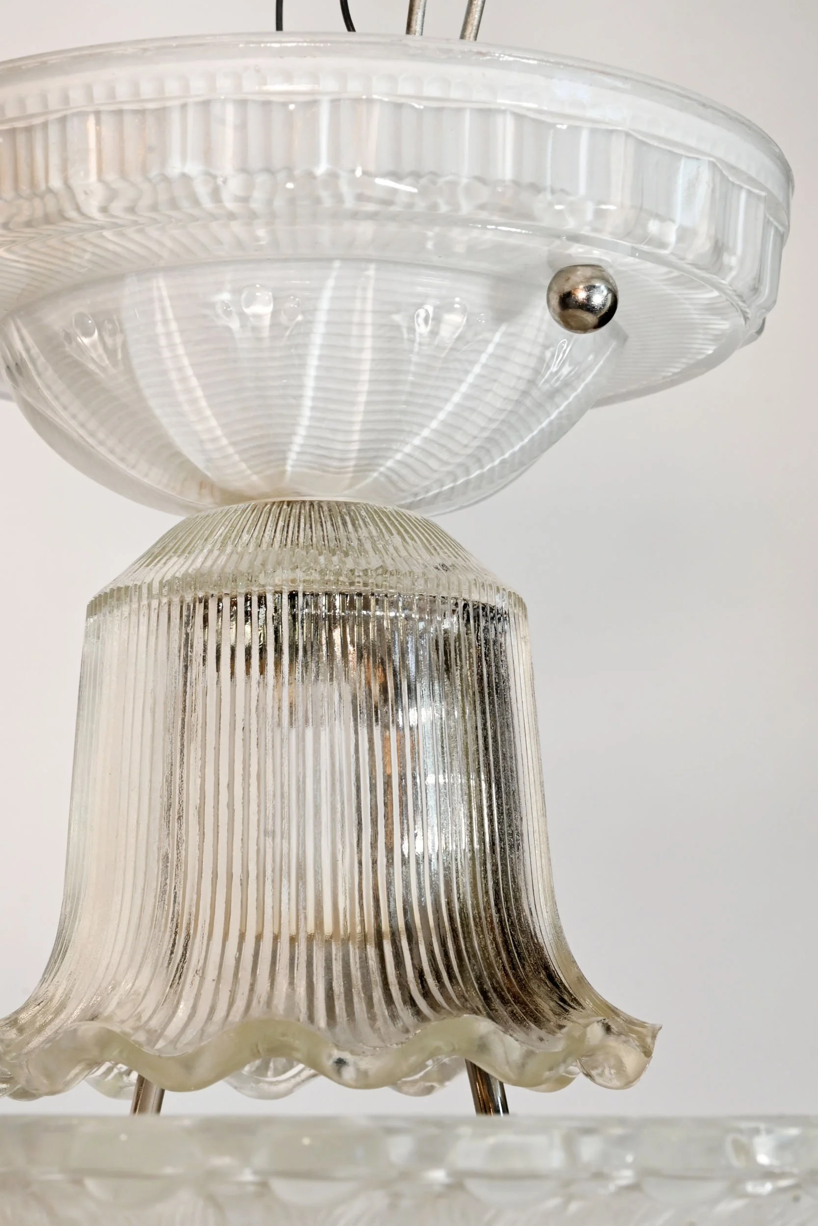 24235+clear+and+white+cast+glass+flushmount+2.jpg