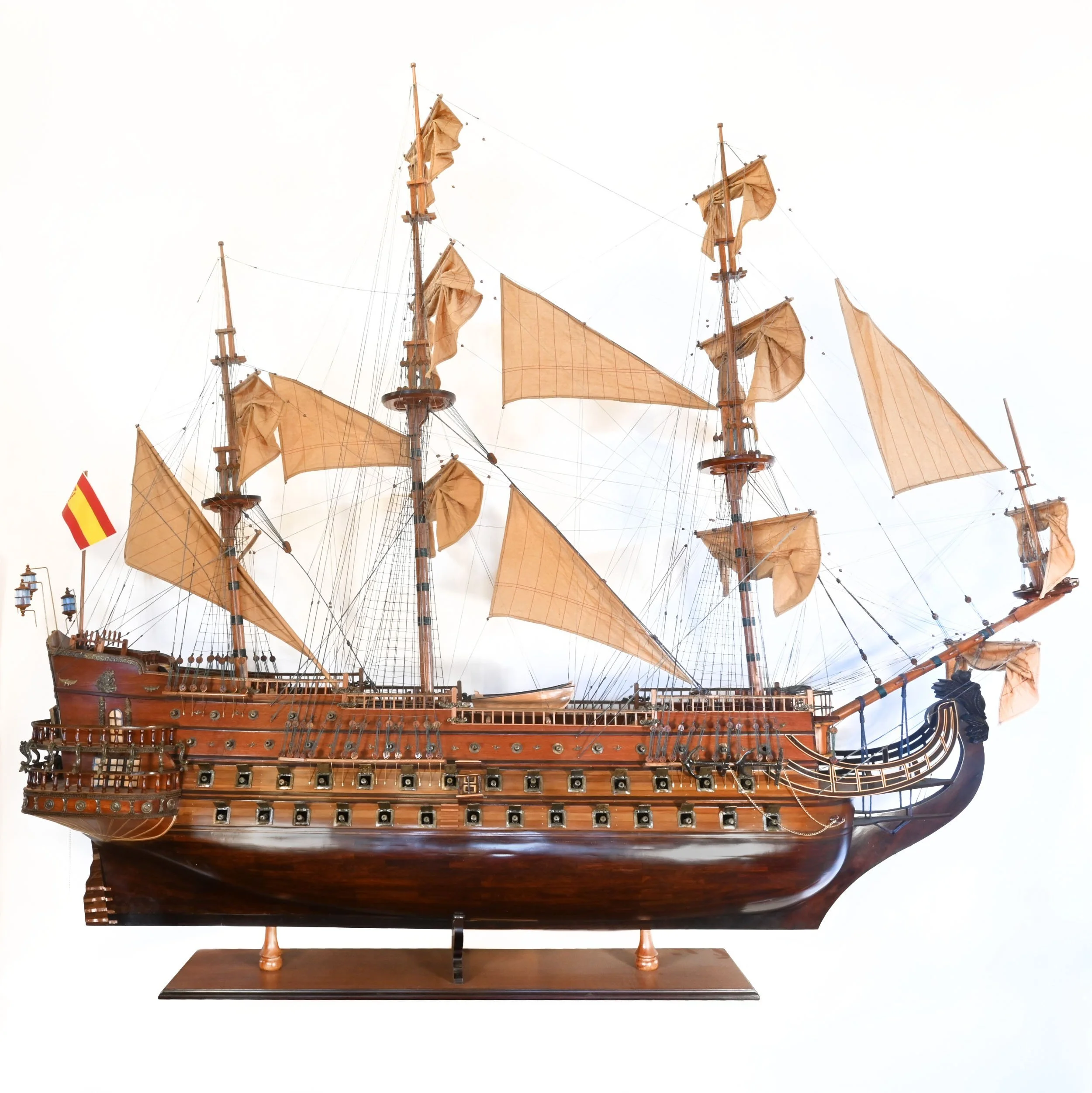 62866+san+filipe+oversized+model+ship+1.jpg