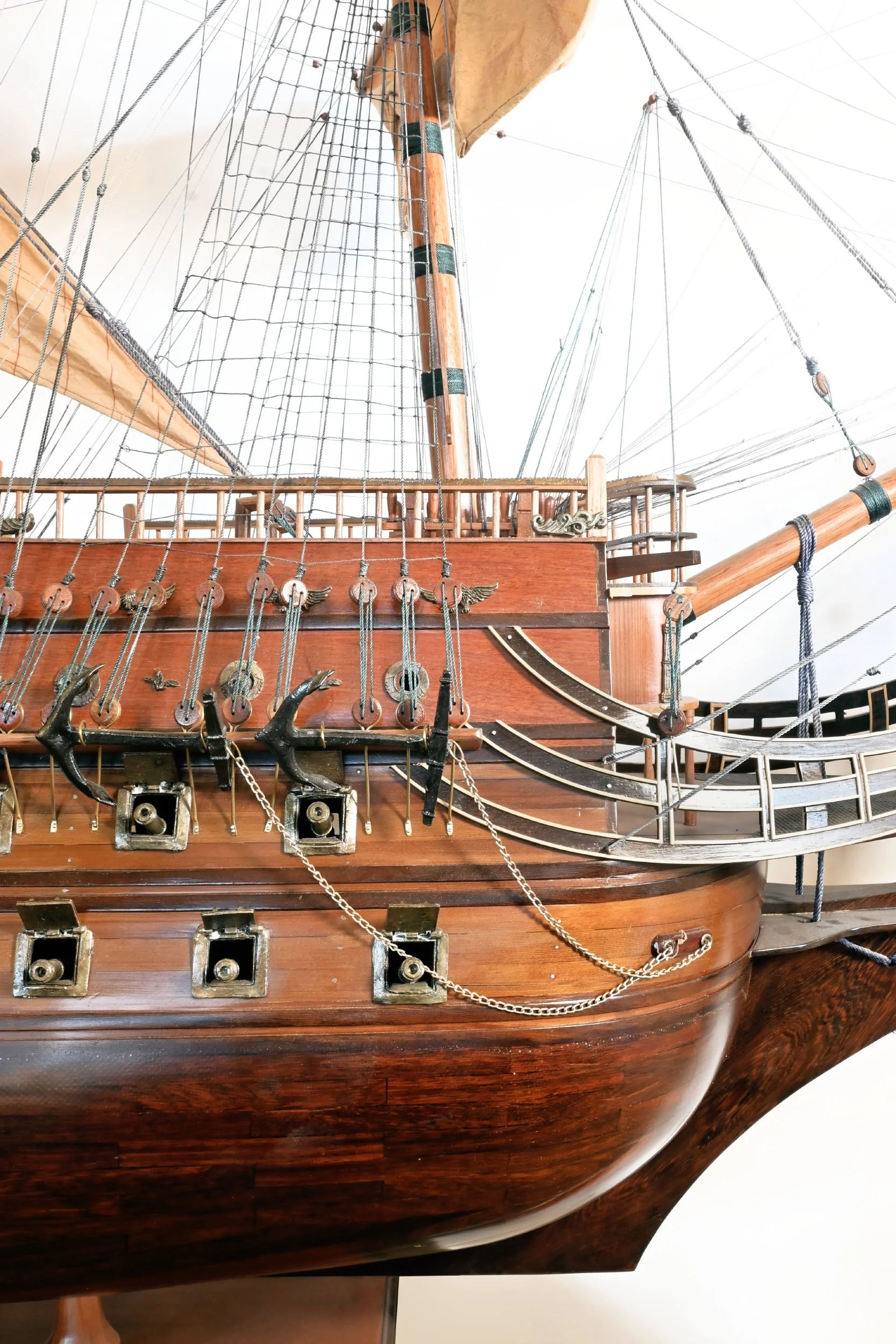 62866+san+filipe+oversized+model+ship+2.jpg