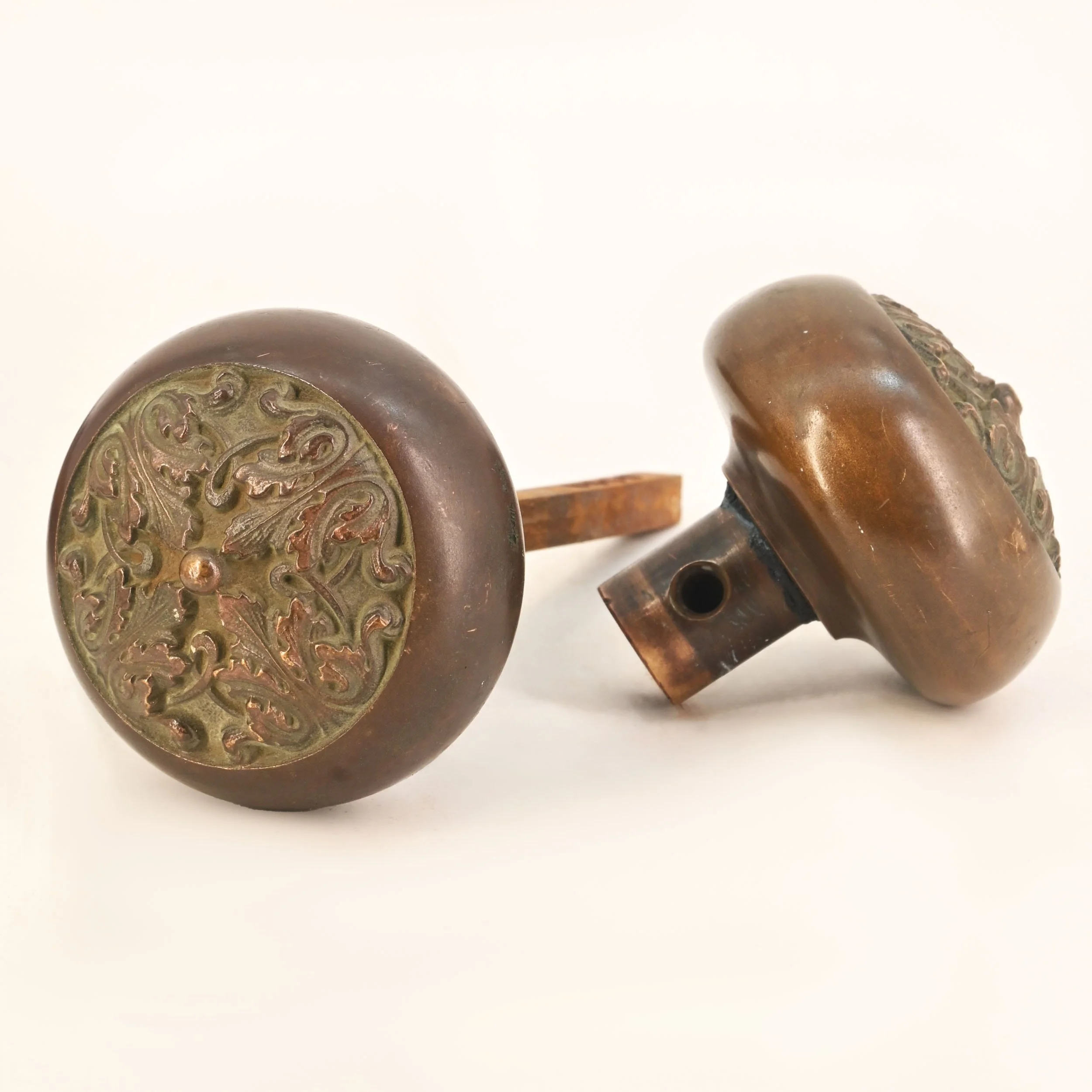24291+reading+hardware+co+manuta+brass+passage+set+2.jpg