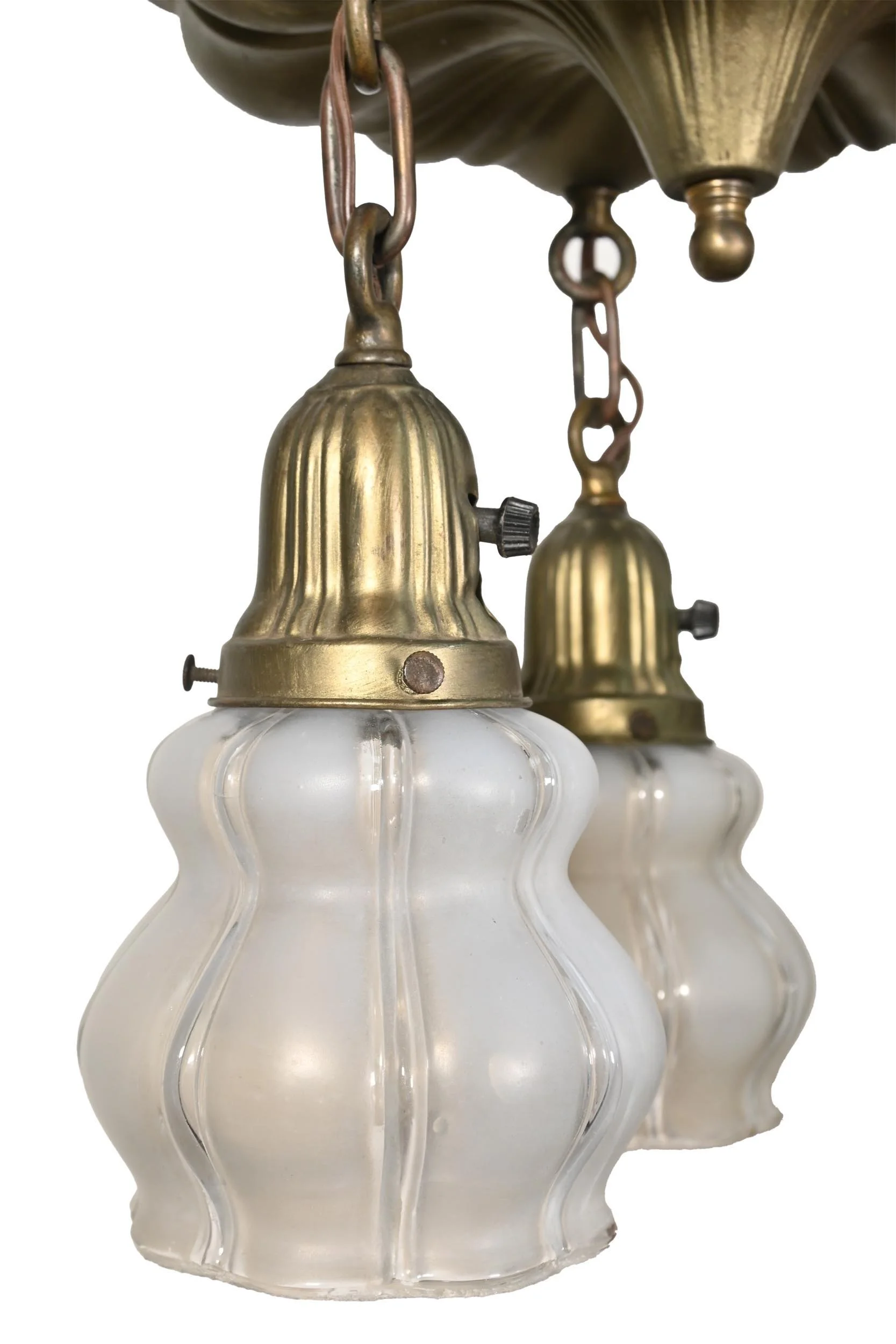 24361+sheffeild+3+shade+chandelier+3.jpg