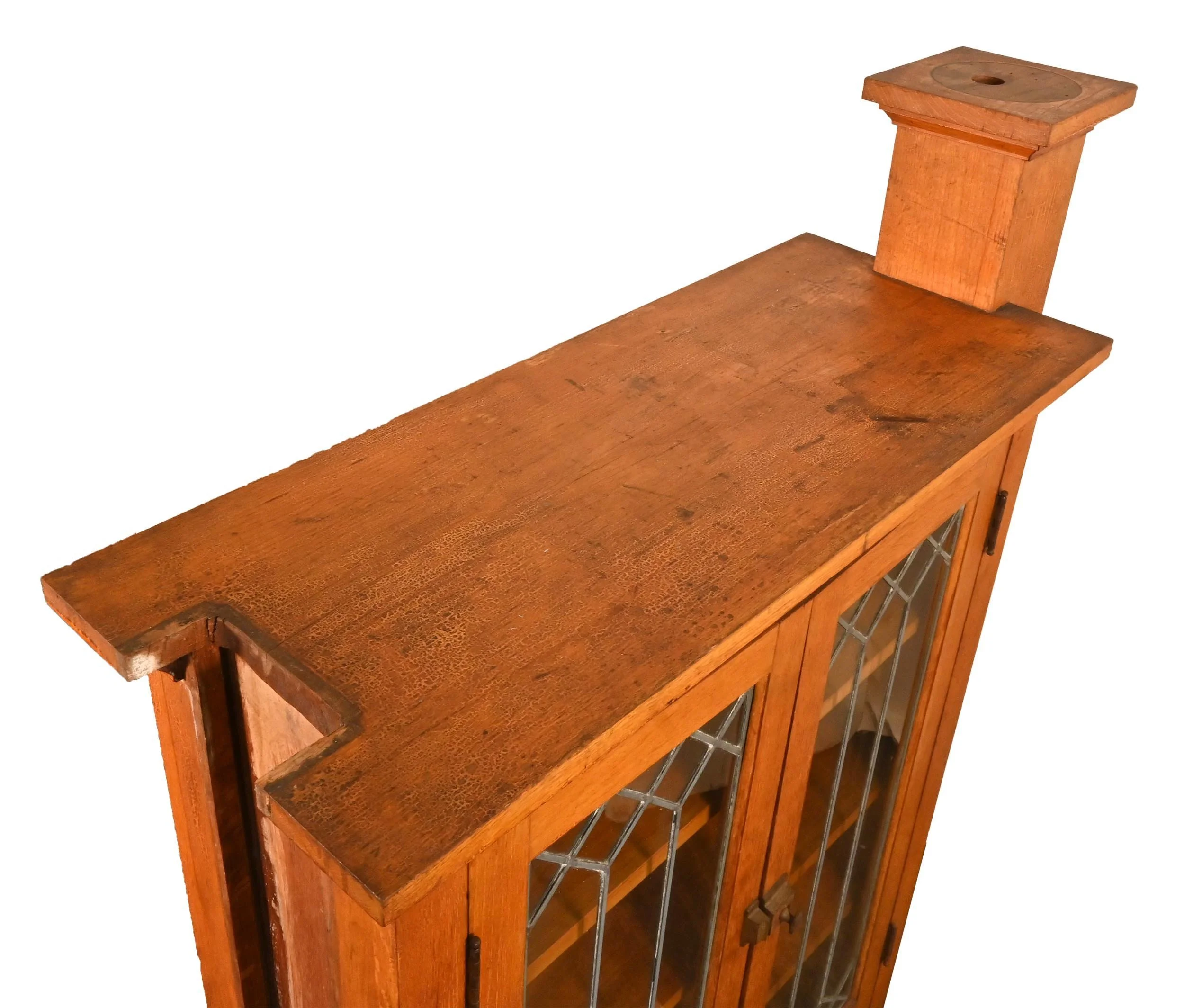medium+oak+leaded+glass+bookcase+divider+3.jpg